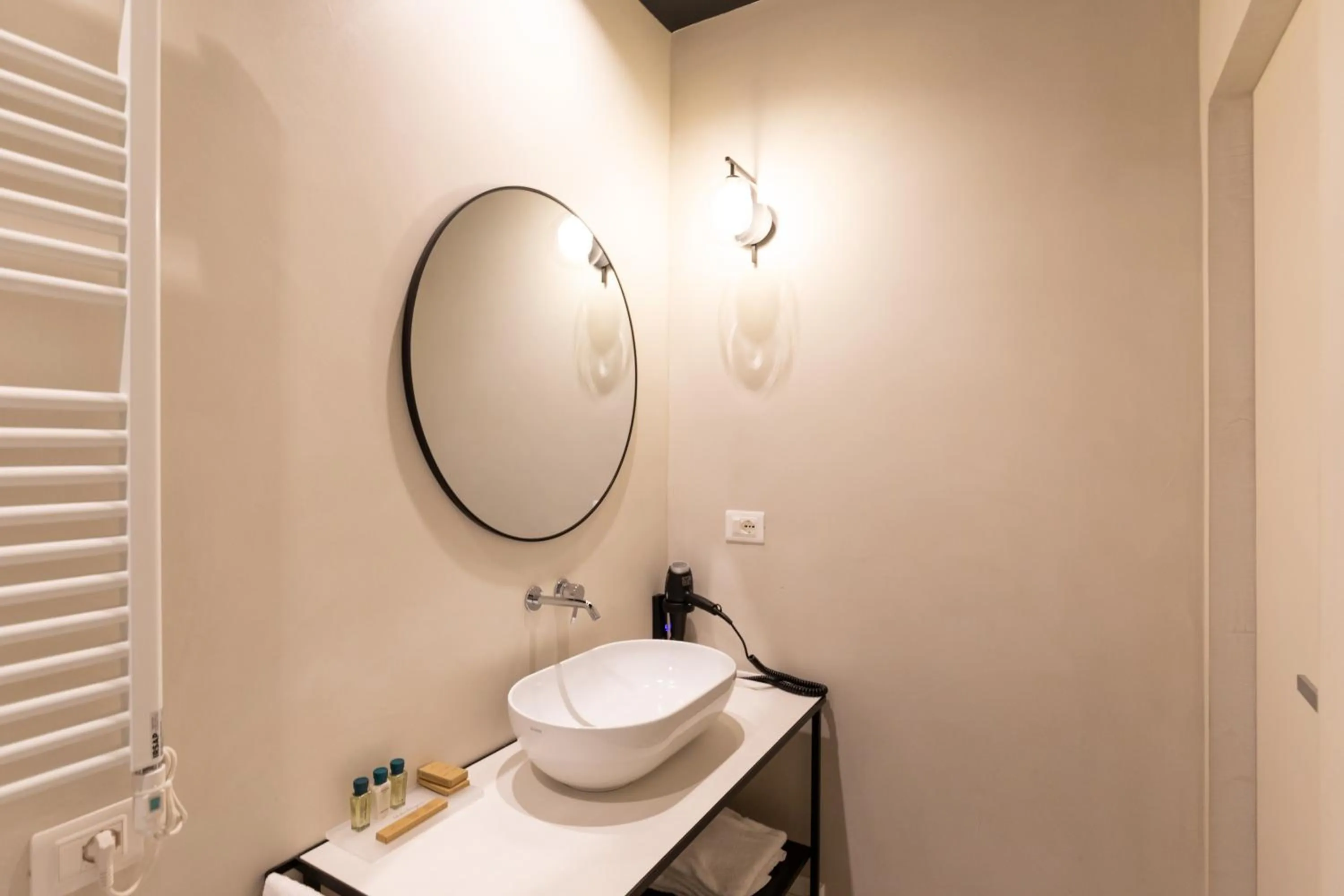 Toilet in Relais Ammira