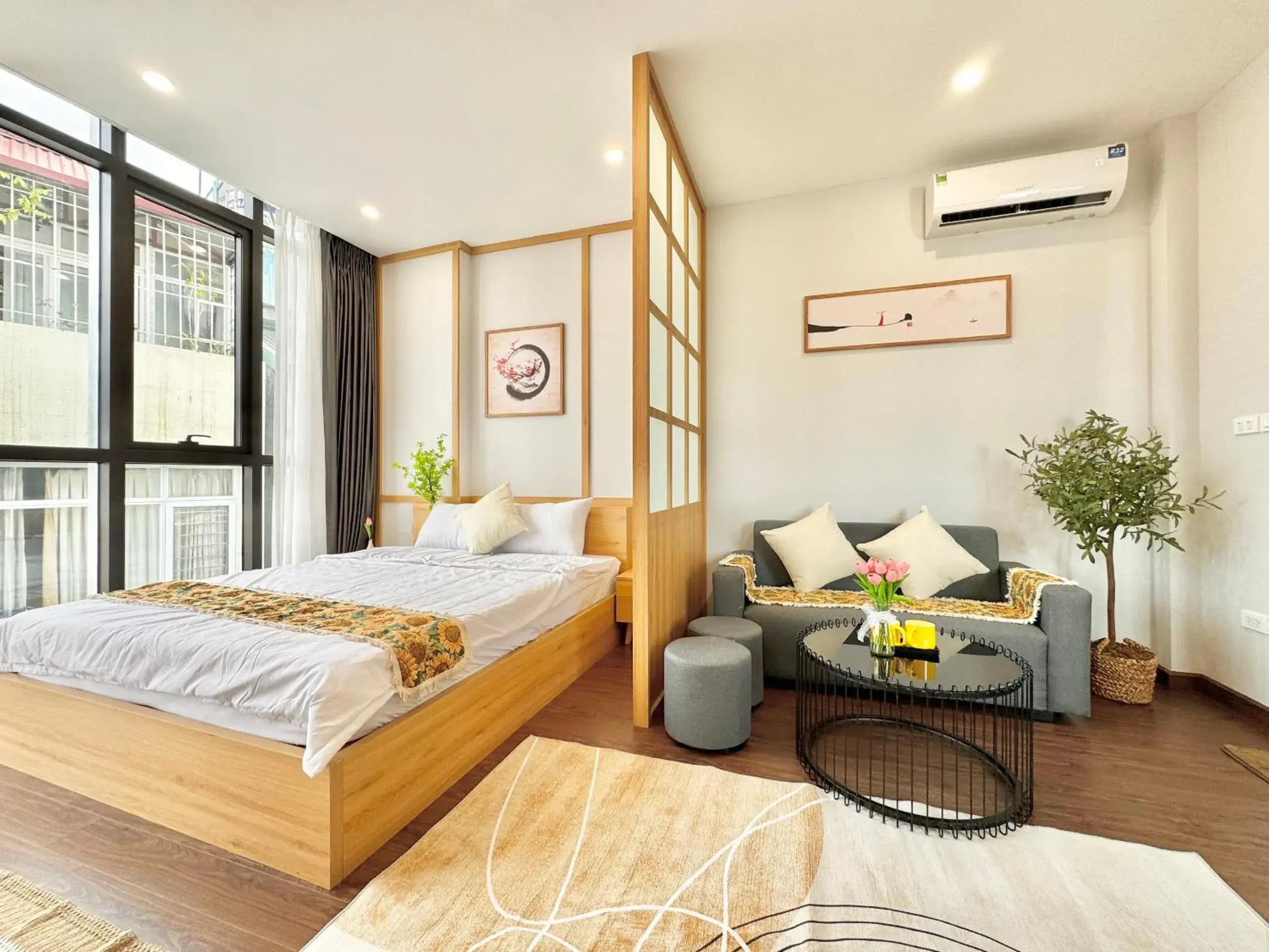 Bed in The Little Home - Đào Tấn - Cozy home - Bathtub - Comfy Bed in The Little Home - Đào Tấn - Cozy home - Bathtub - Comfy