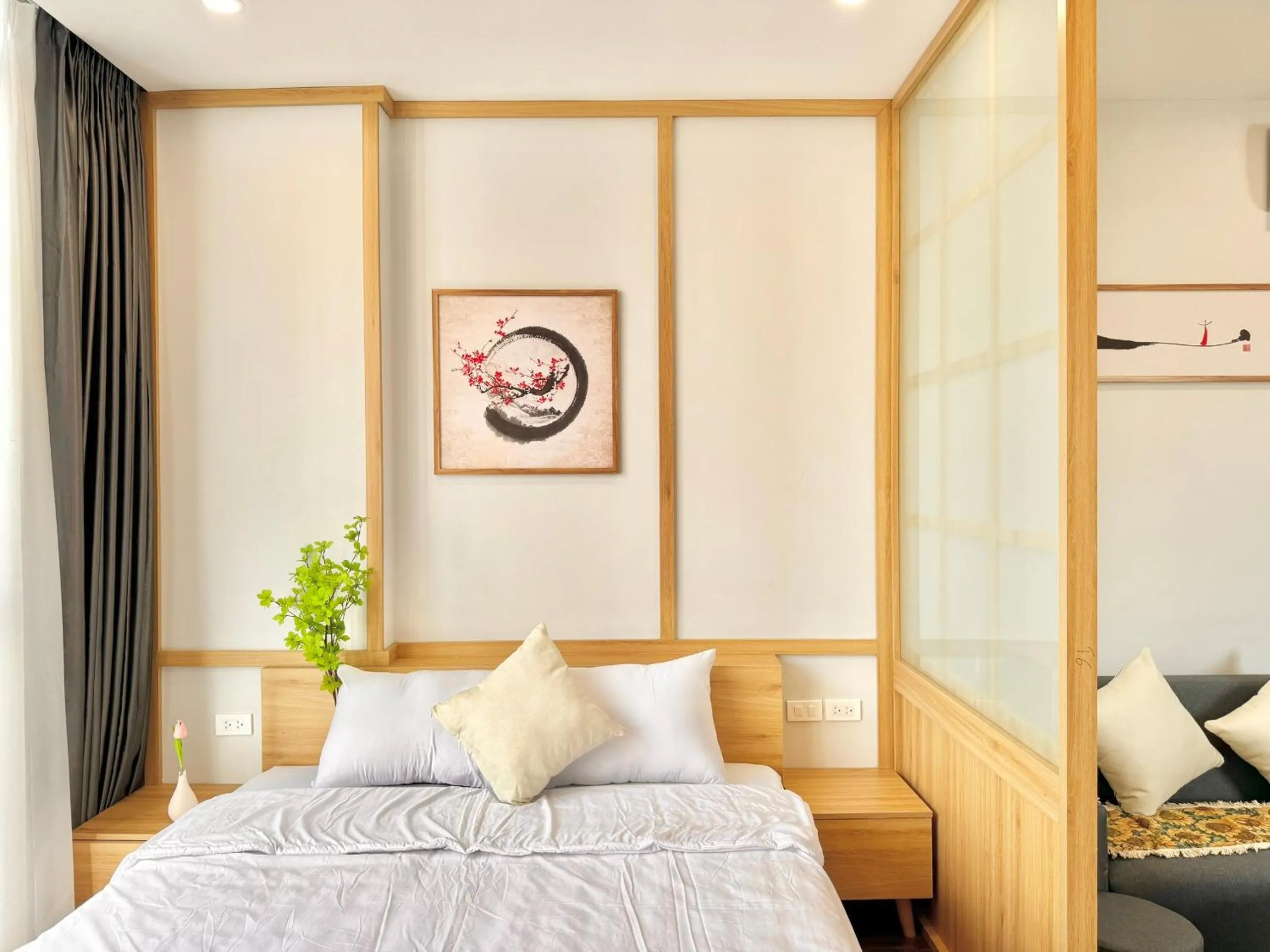 Bed in The Little Home - Đào Tấn - Cozy home - Bathtub - Comfy