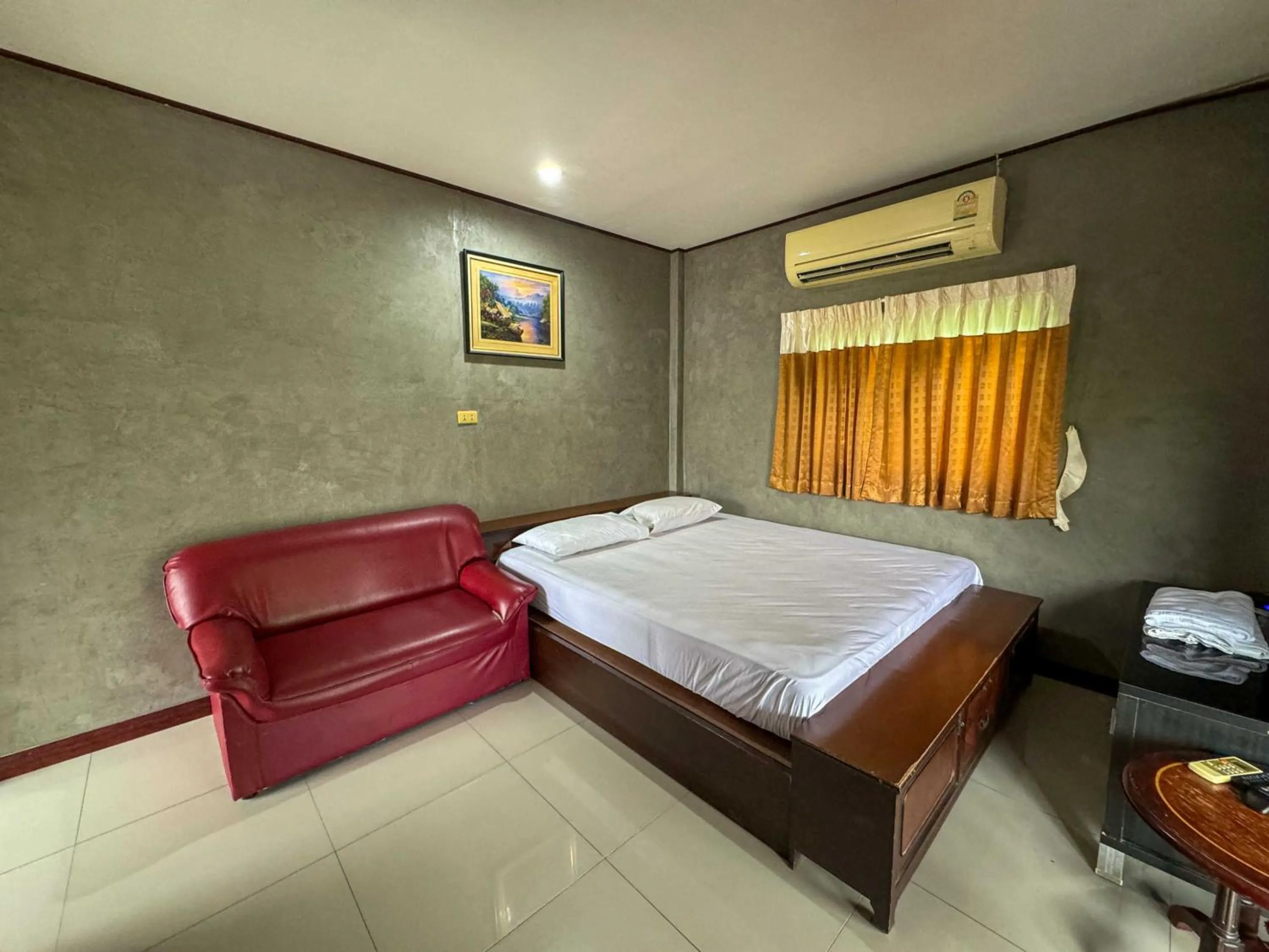 Bedroom, Bed in Suree Garden Resort & Karaoke