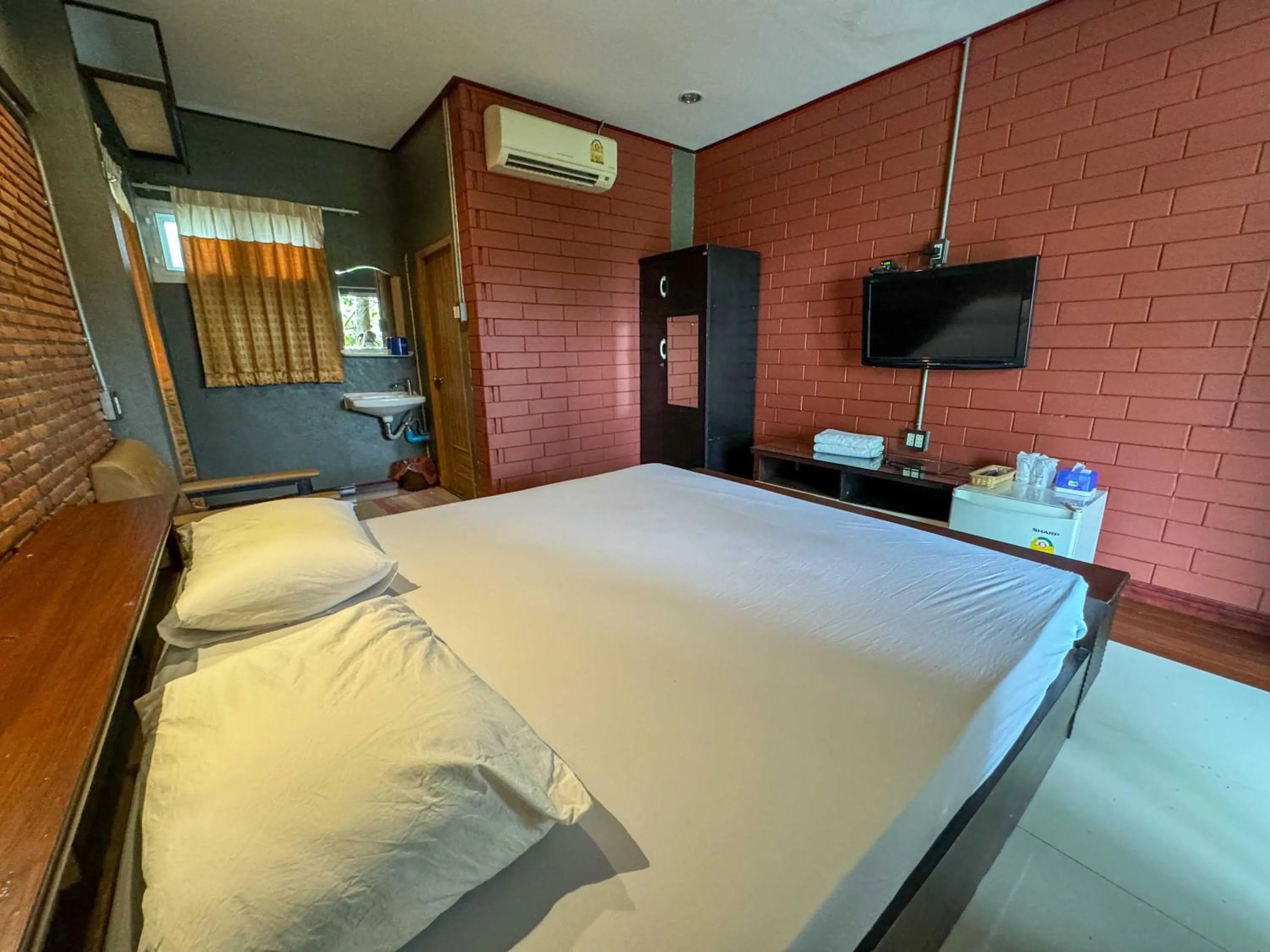 Other, Bed in Suree Garden Resort & Karaoke