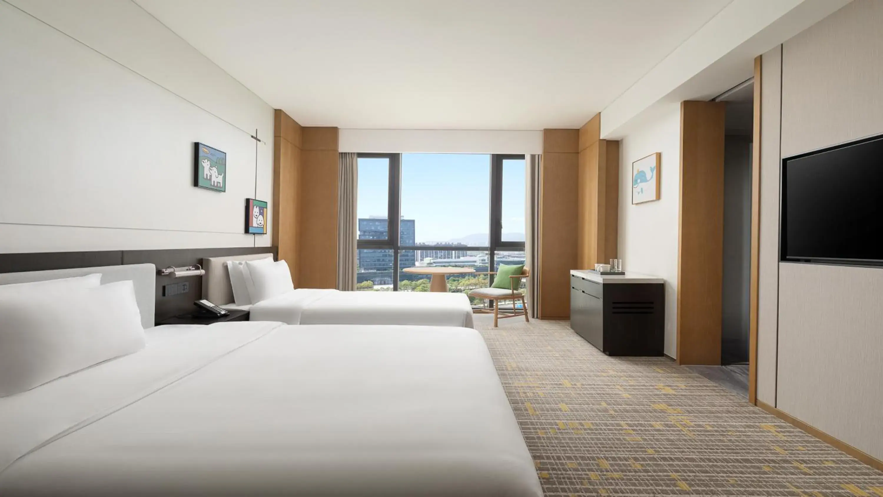 Photo of the whole room, Bed in Holiday Inn Ningbo Xiangshan Damu Bay by IHG Photo of the whole room, Bed in Holiday Inn Ningbo Xiangshan Damu Bay by IHG