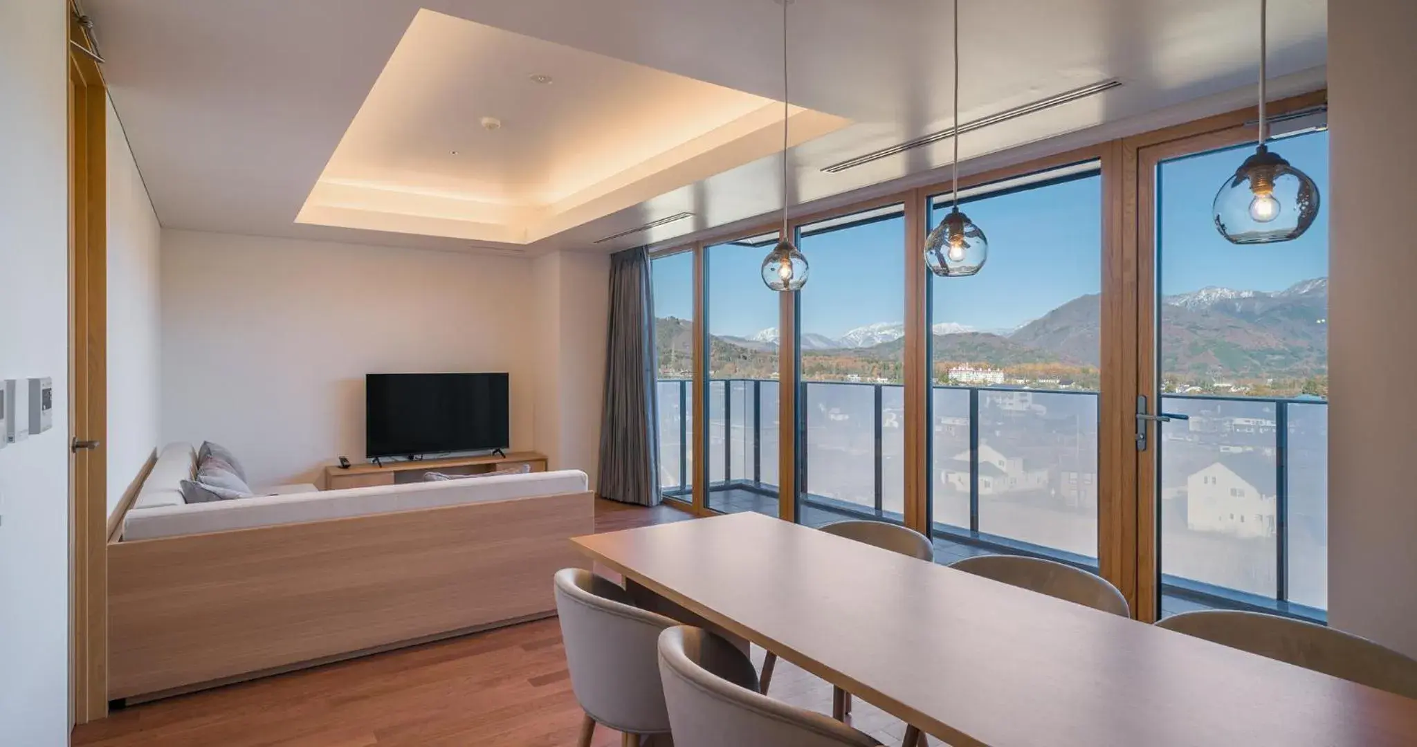 Superior Suite - single occupancy in HOTEL LA VIGNE HAKUBA by Onko Chishin Superior Suite - single occupancy in HOTEL LA VIGNE HAKUBA by Onko Chishin