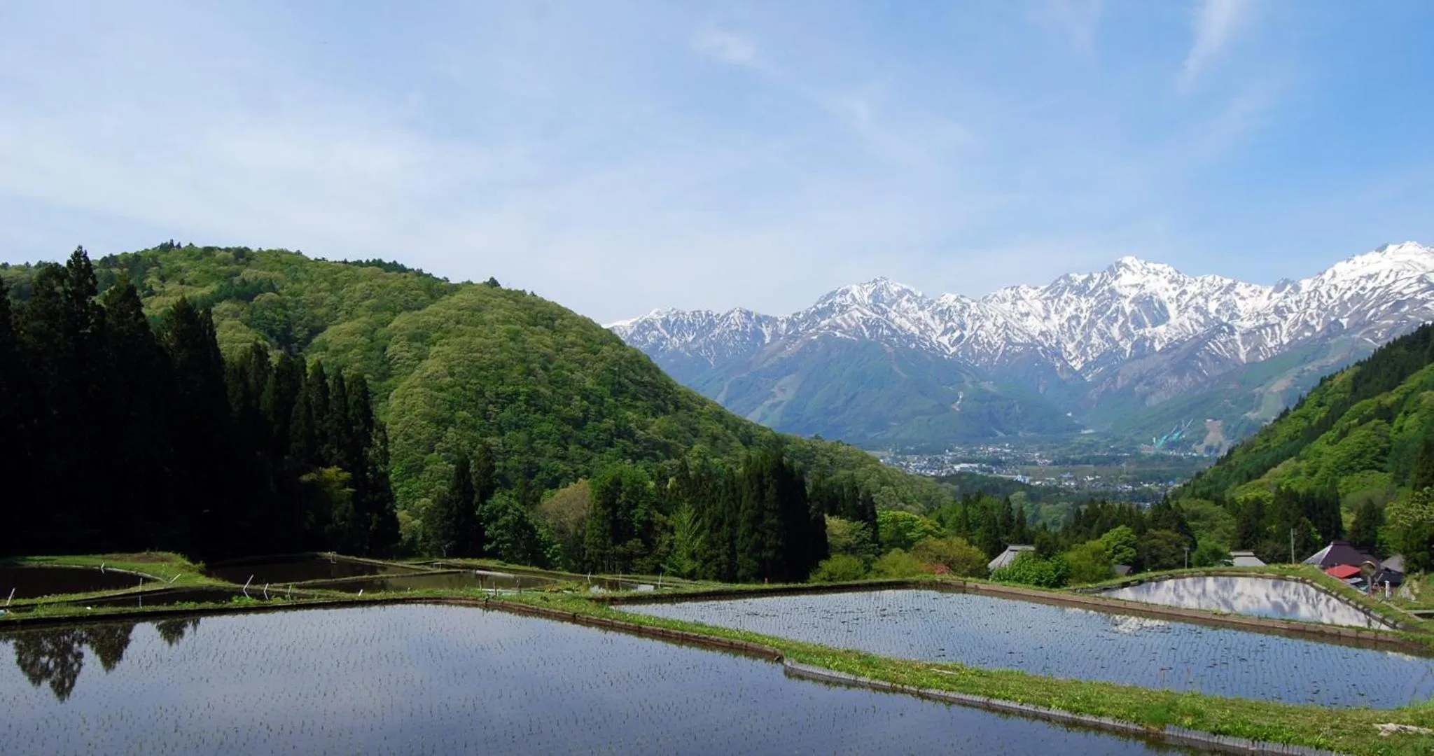 Off site in HOTEL LA VIGNE HAKUBA by Onko Chishin