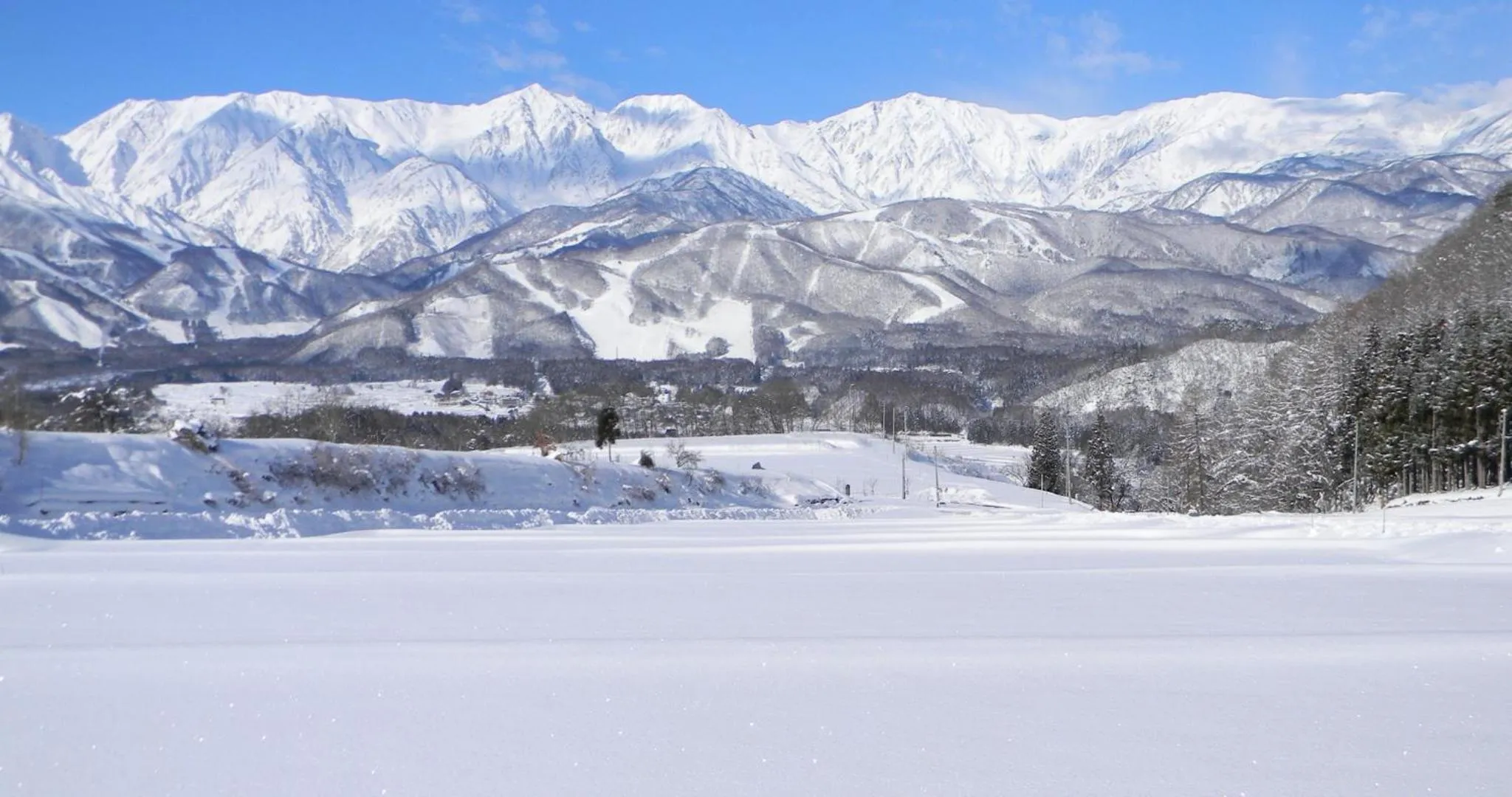 Off site in HOTEL LA VIGNE HAKUBA by Onko Chishin