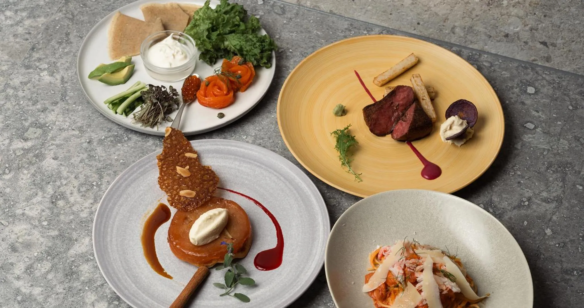 Food and drinks in HOTEL LA VIGNE HAKUBA by Onko Chishin