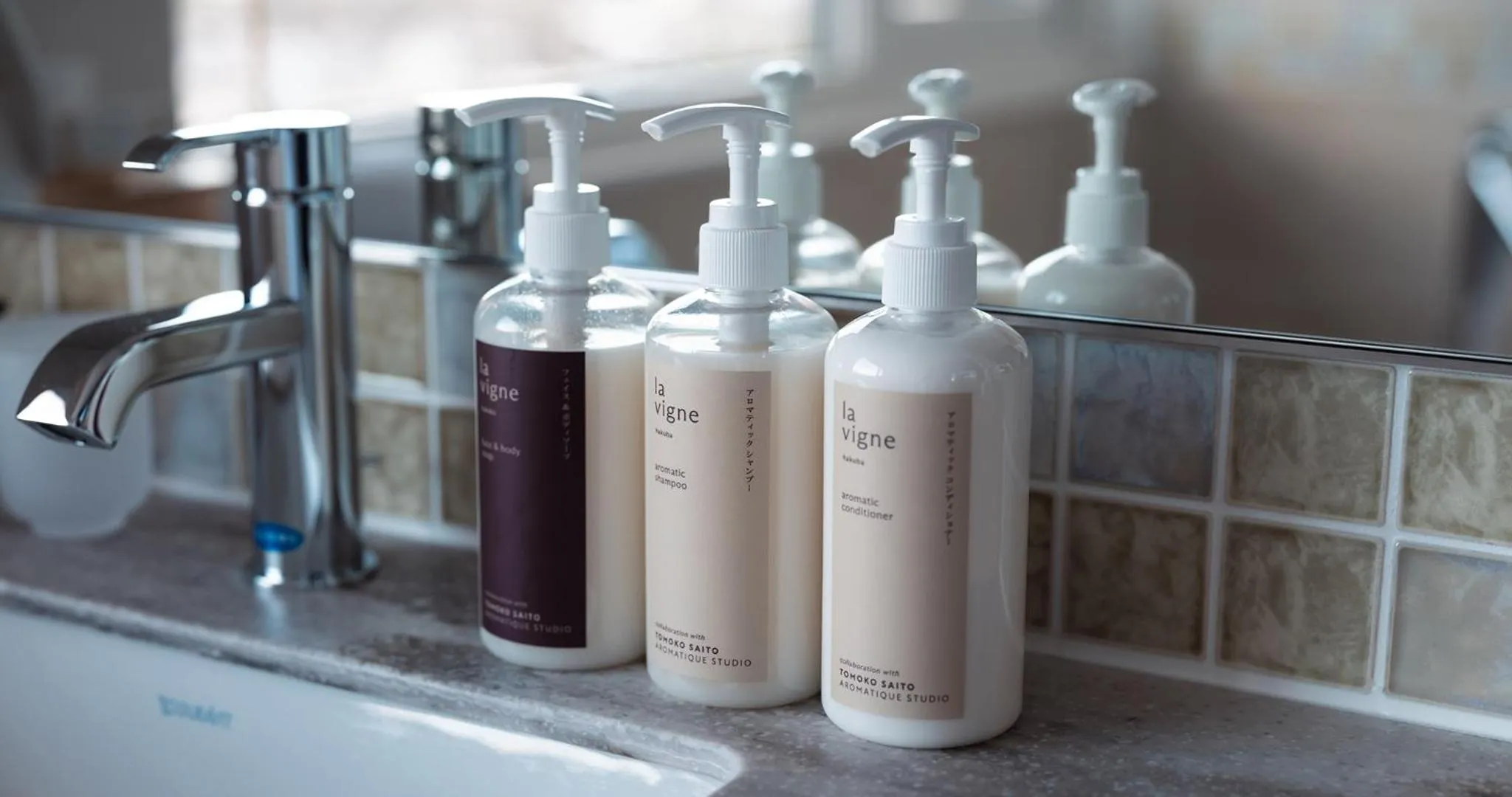 Bathroom in HOTEL LA VIGNE HAKUBA by Onko Chishin