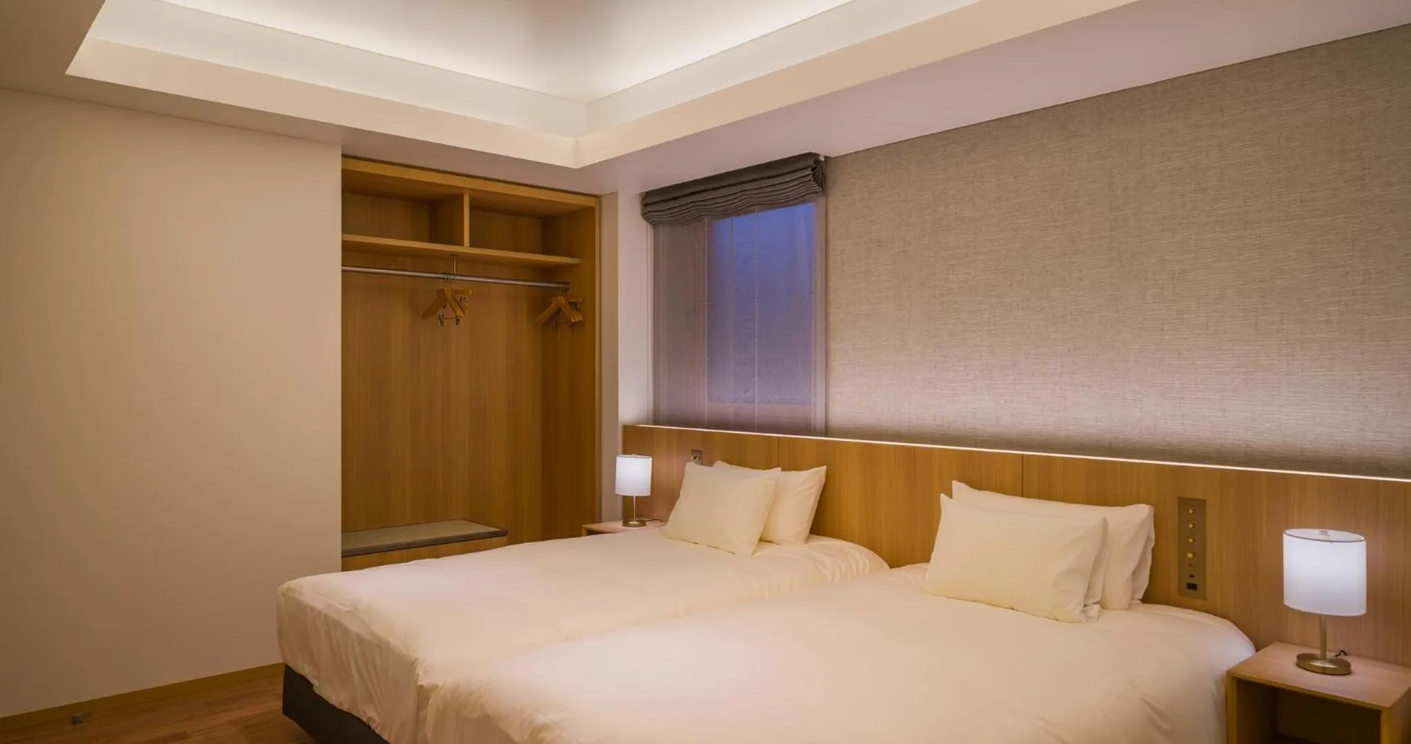 Bedroom, Bed in HOTEL LA VIGNE HAKUBA by Onko Chishin