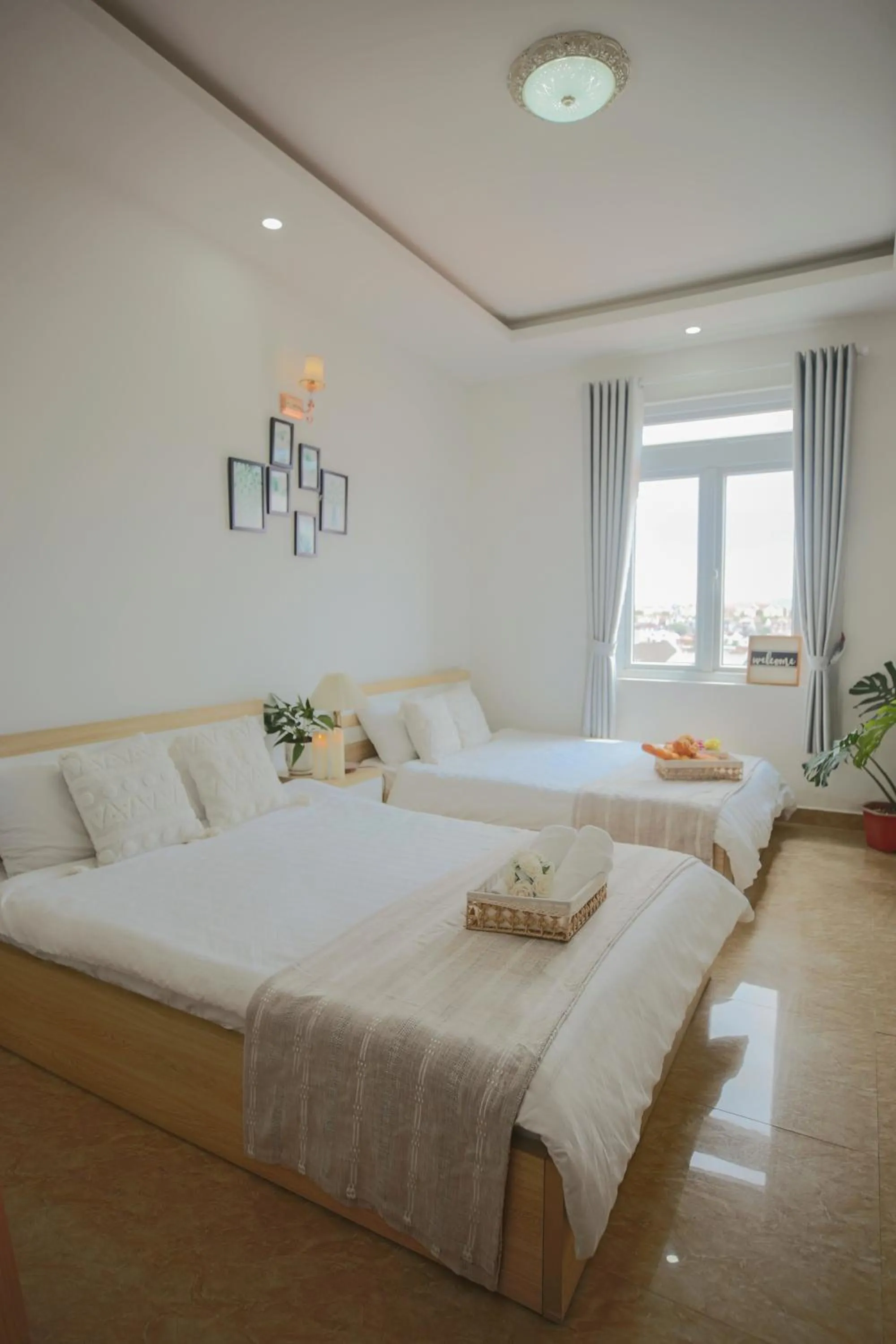 Bedroom, Bed in Huong Anh DaLat Palace