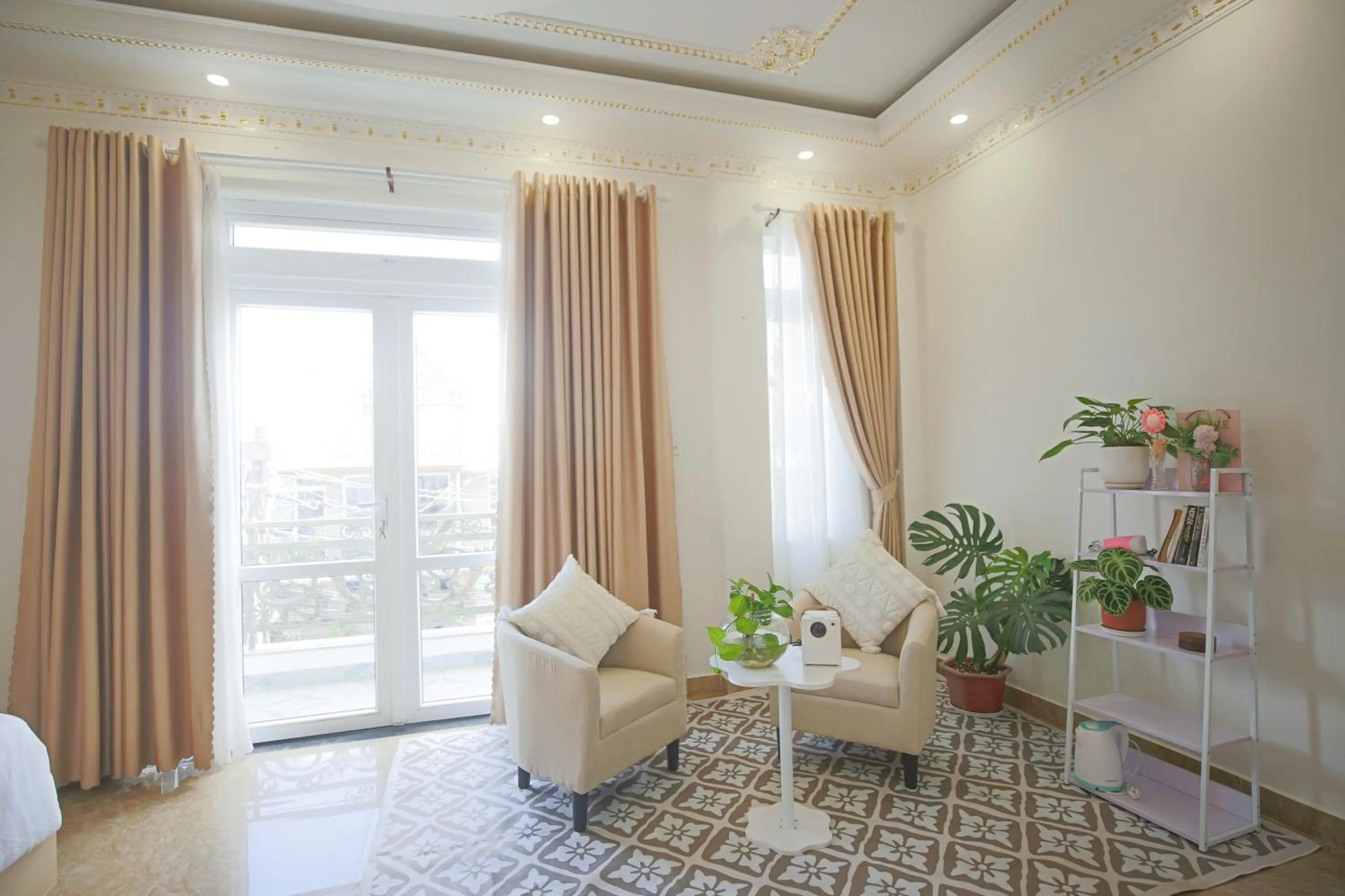 Seating area in Huong Anh DaLat Palace