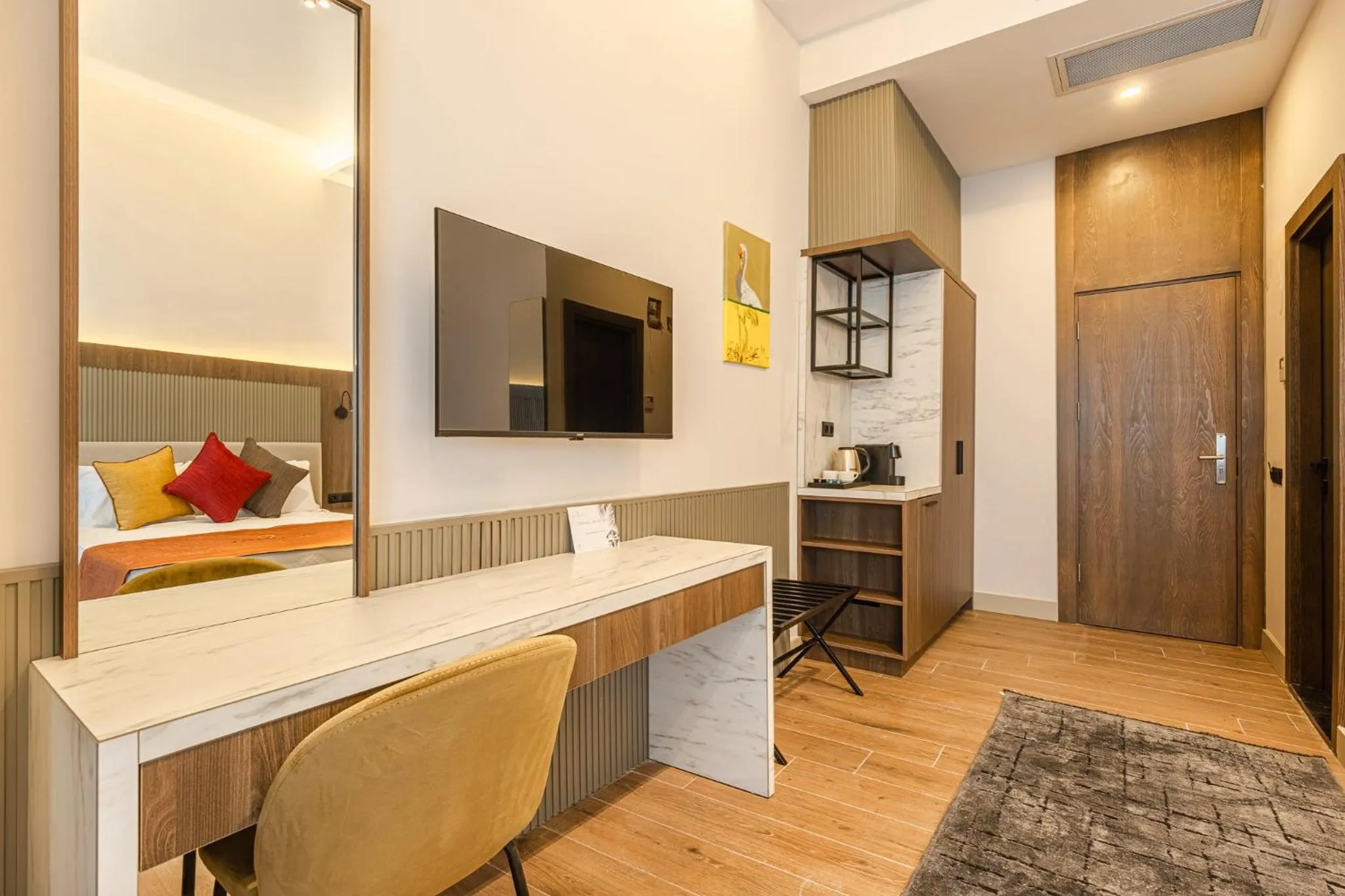 wardrobe in Nuca Homes