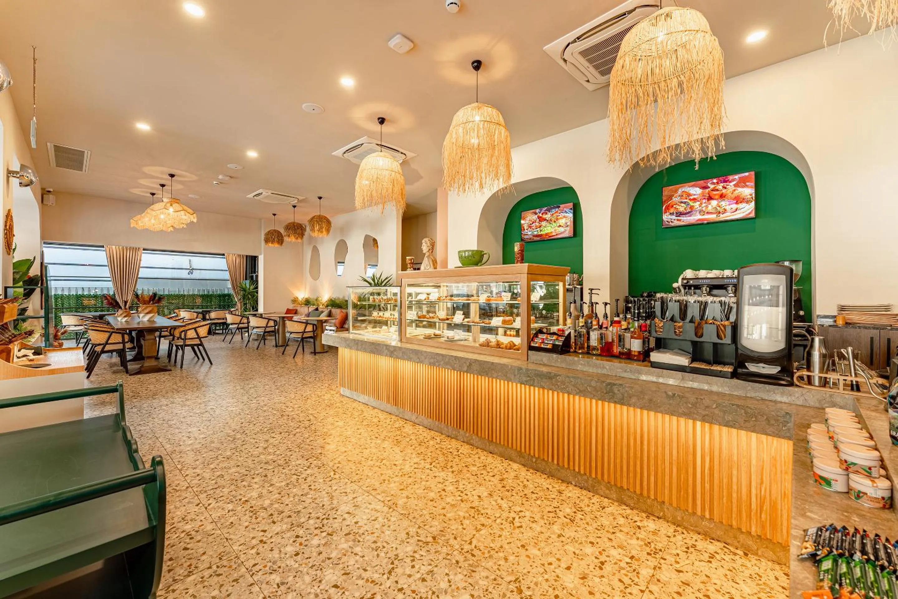 Restaurant/places to eat in Nuca Homes