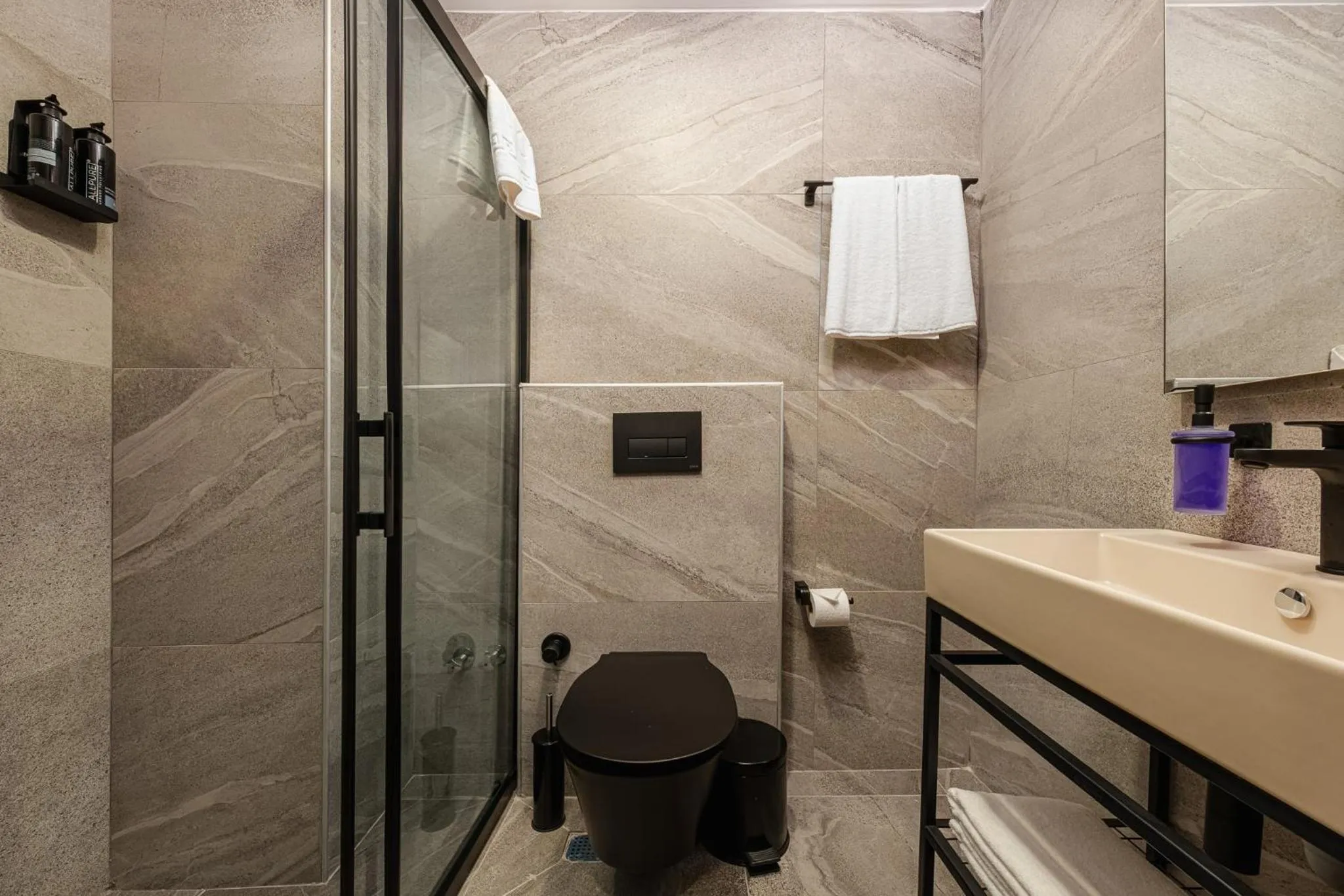 Shower in Nuca Homes