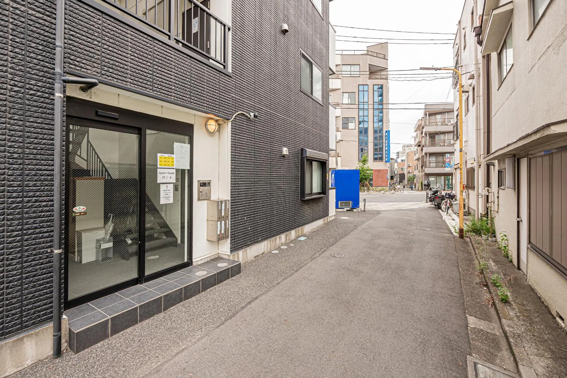 Property building in Japan House Oshiage