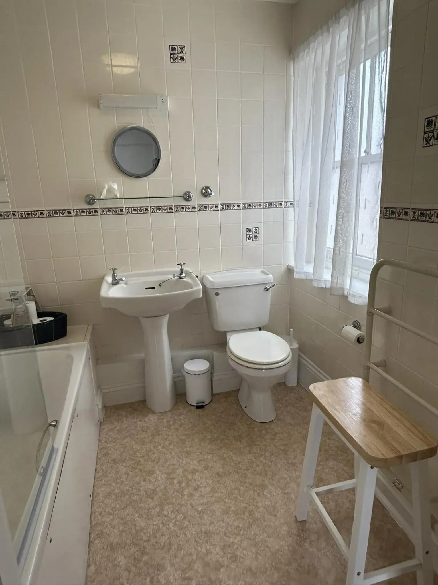 Large Double Room in Lord Nelson Hotel Large Double Room in Lord Nelson Hotel
