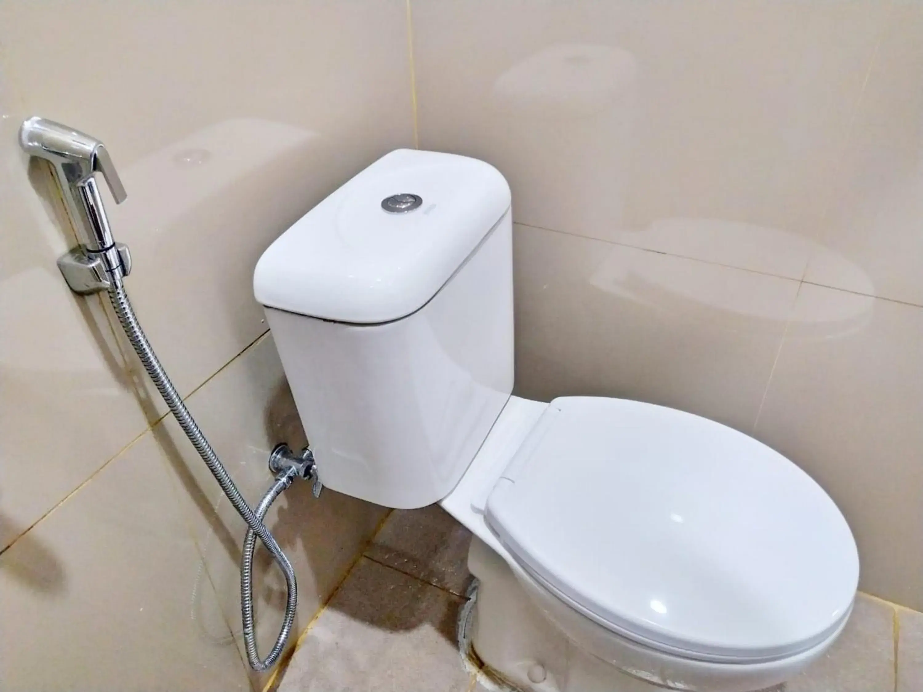 Standard Twin Room - single occupancy in Ummi Home Syariah Mitra RedDoorz Standard Twin Room - single occupancy in Ummi Home Syariah Mitra RedDoorz