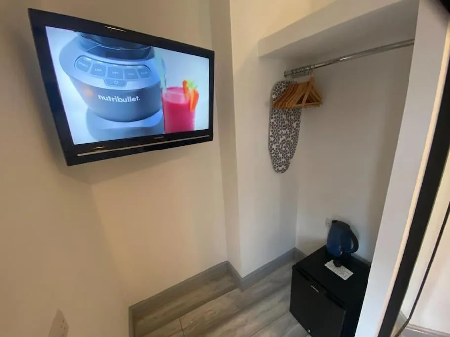 TV and multimedia in Ivy Mount Boutique