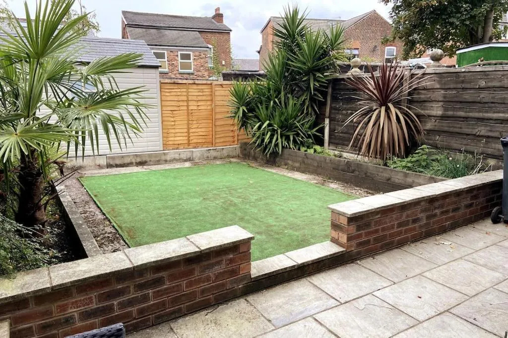 Spring in Ivy Mount Boutique