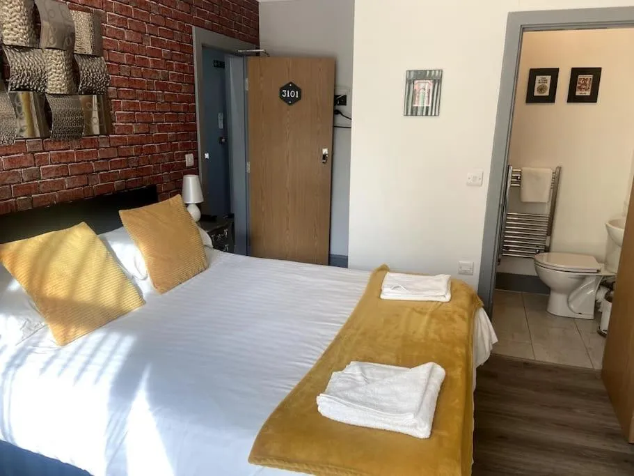 Bed in Ivy Mount Boutique