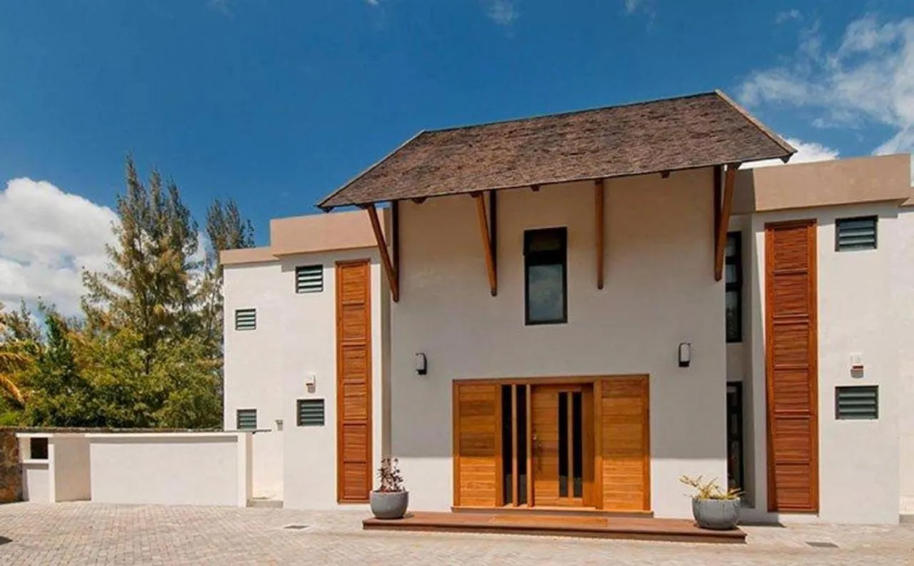 Property building in Olana Blue - Beachfront apartment