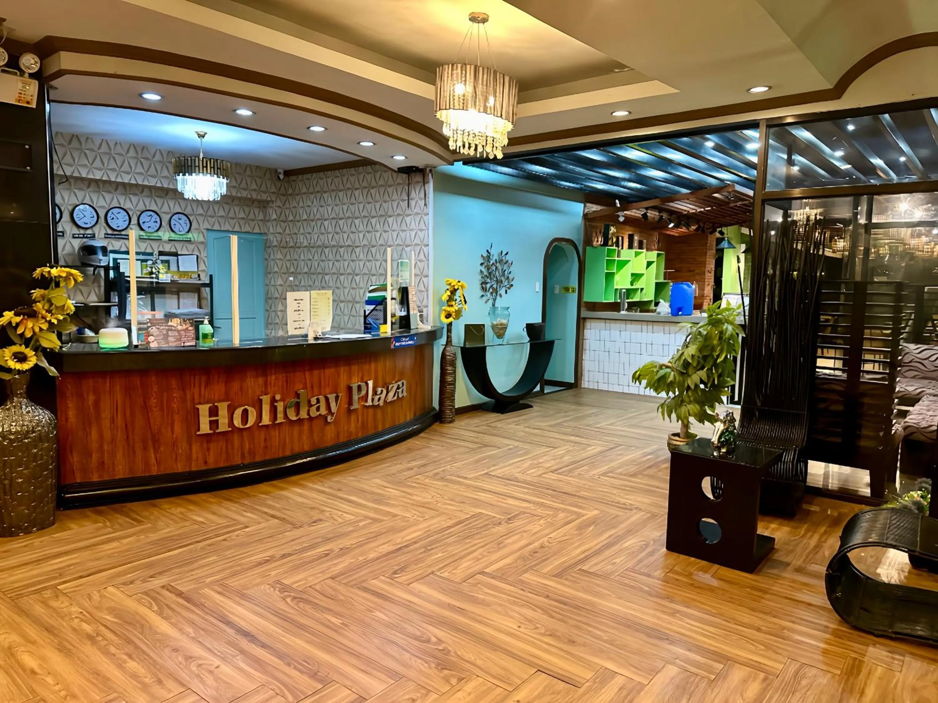 Holiday Plaza Hotel Tuguegarao City