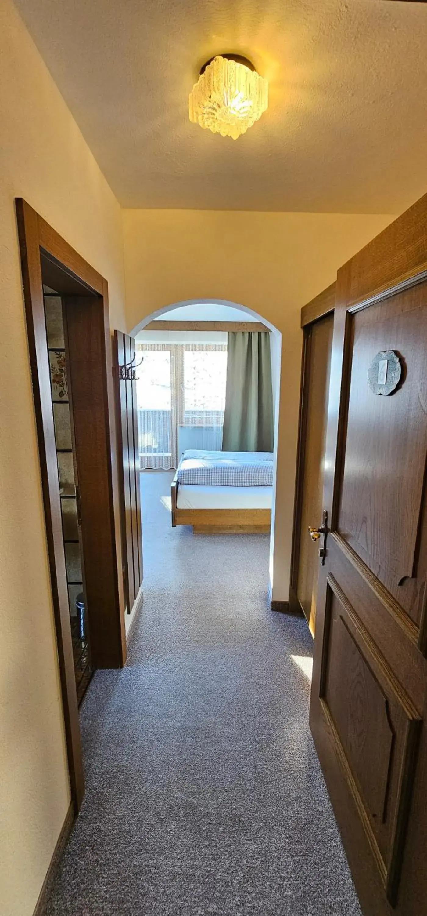 Double Room with Balcony in Pension Edi Double Room with Balcony in Pension Edi
