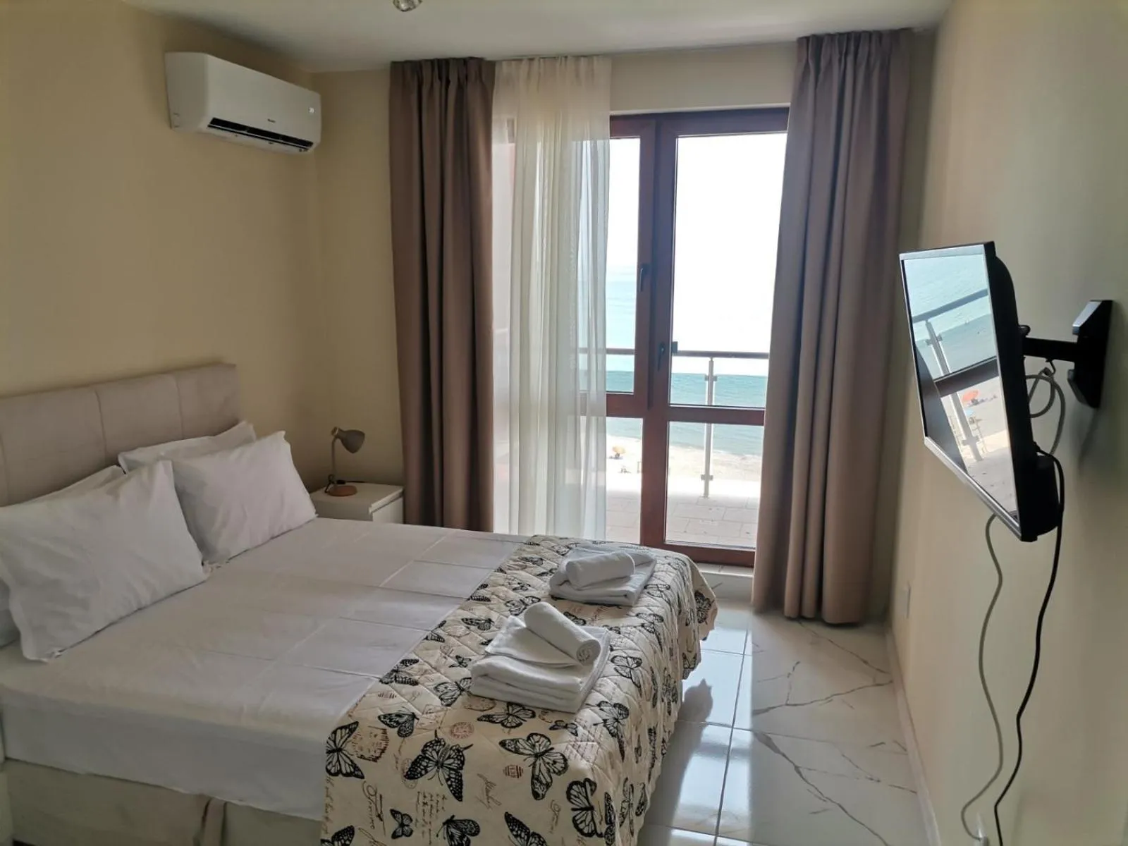 Sea view, Bed in Zigrabay lovely appartments