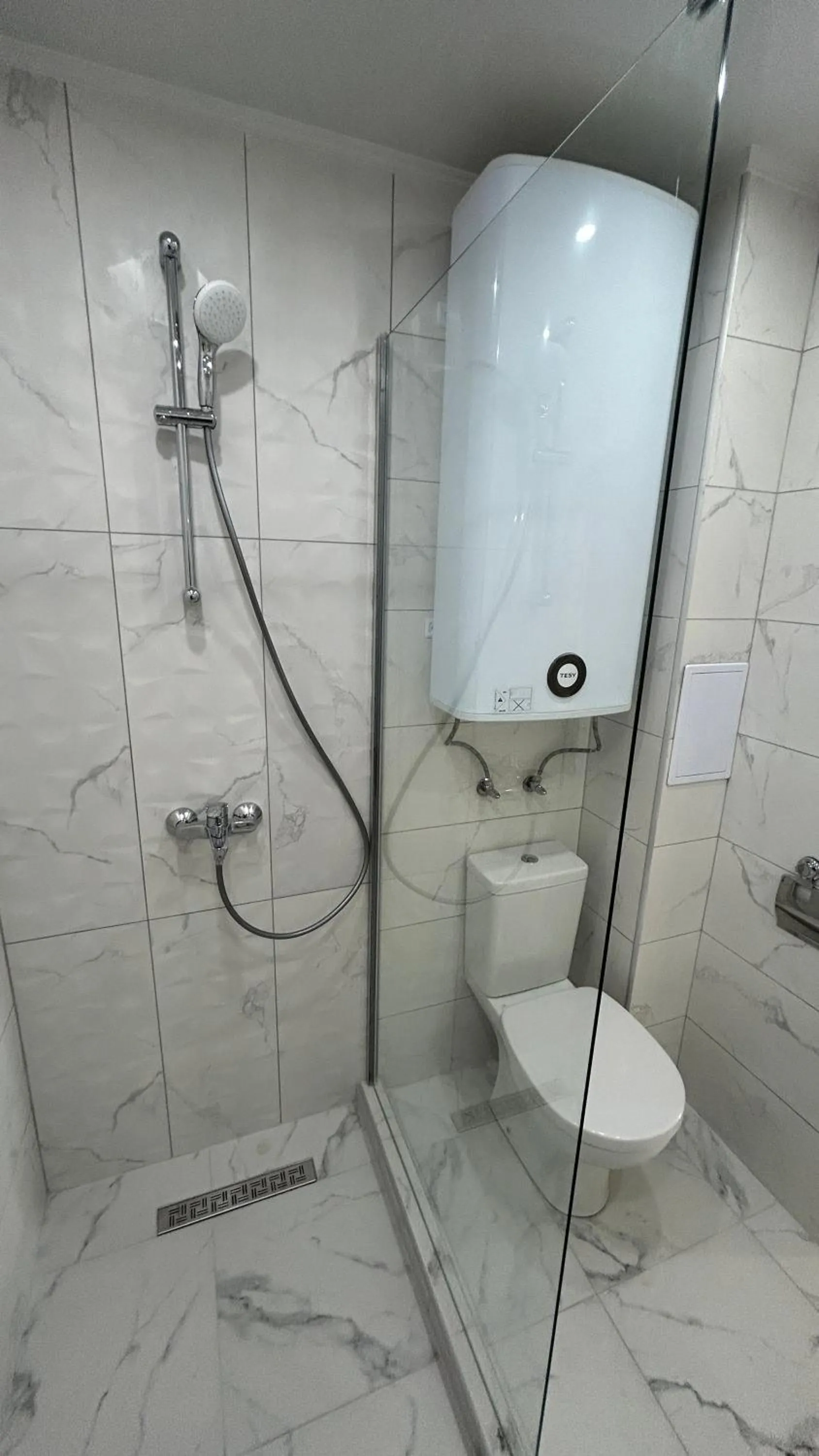 Shower in Zigrabay lovely appartments