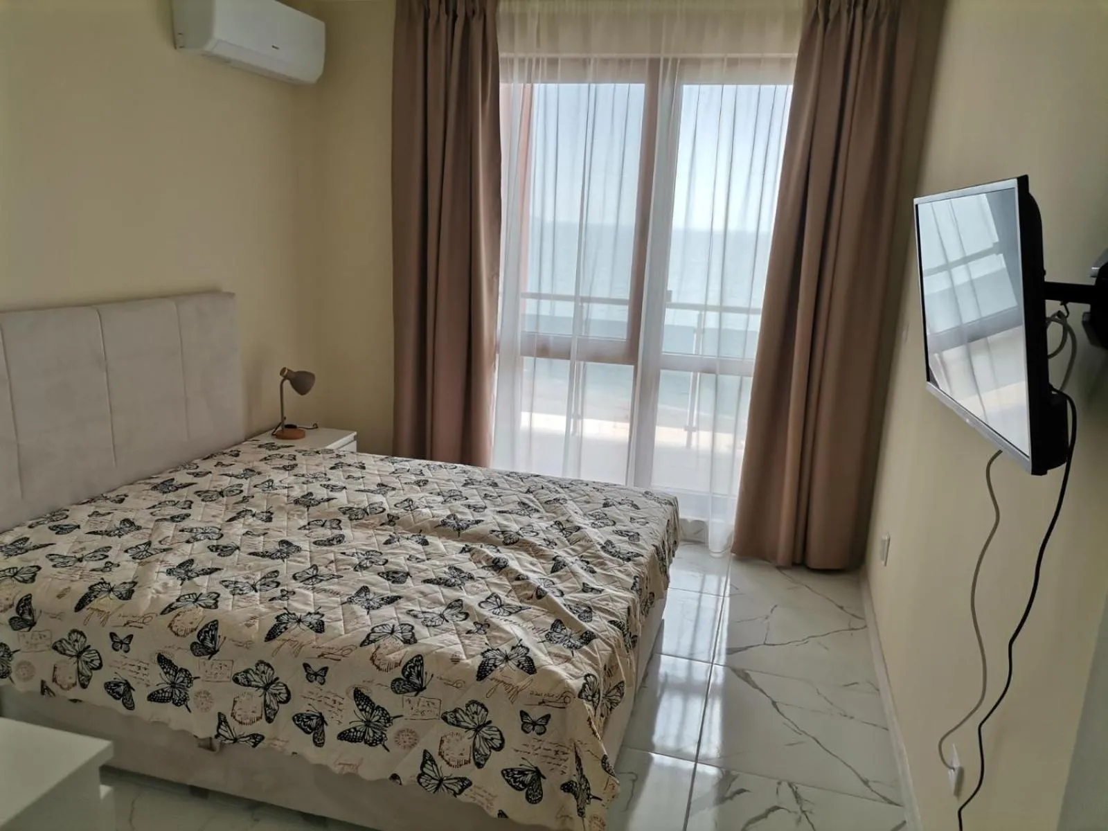 Property building, Bed in Zigrabay lovely appartments
