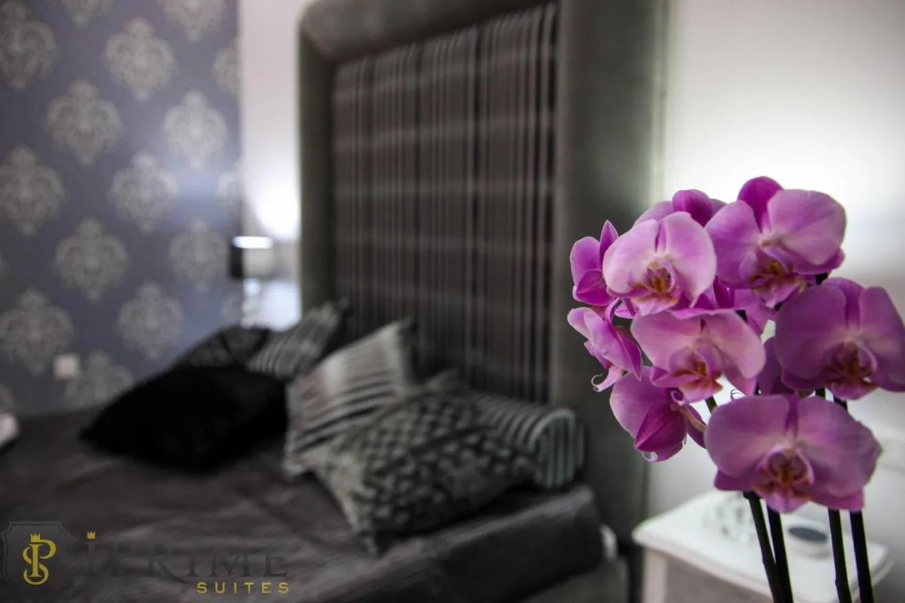 Bed in Sliema Central Iprime Suites Malta