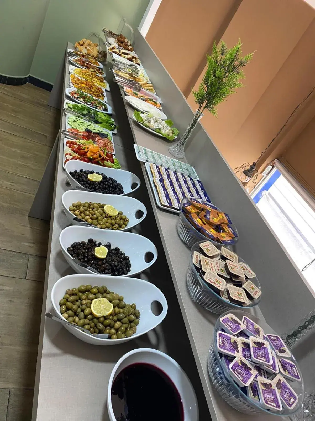 Buffet breakfast in Esse Joven Hotel Buffet breakfast in Esse Joven Hotel