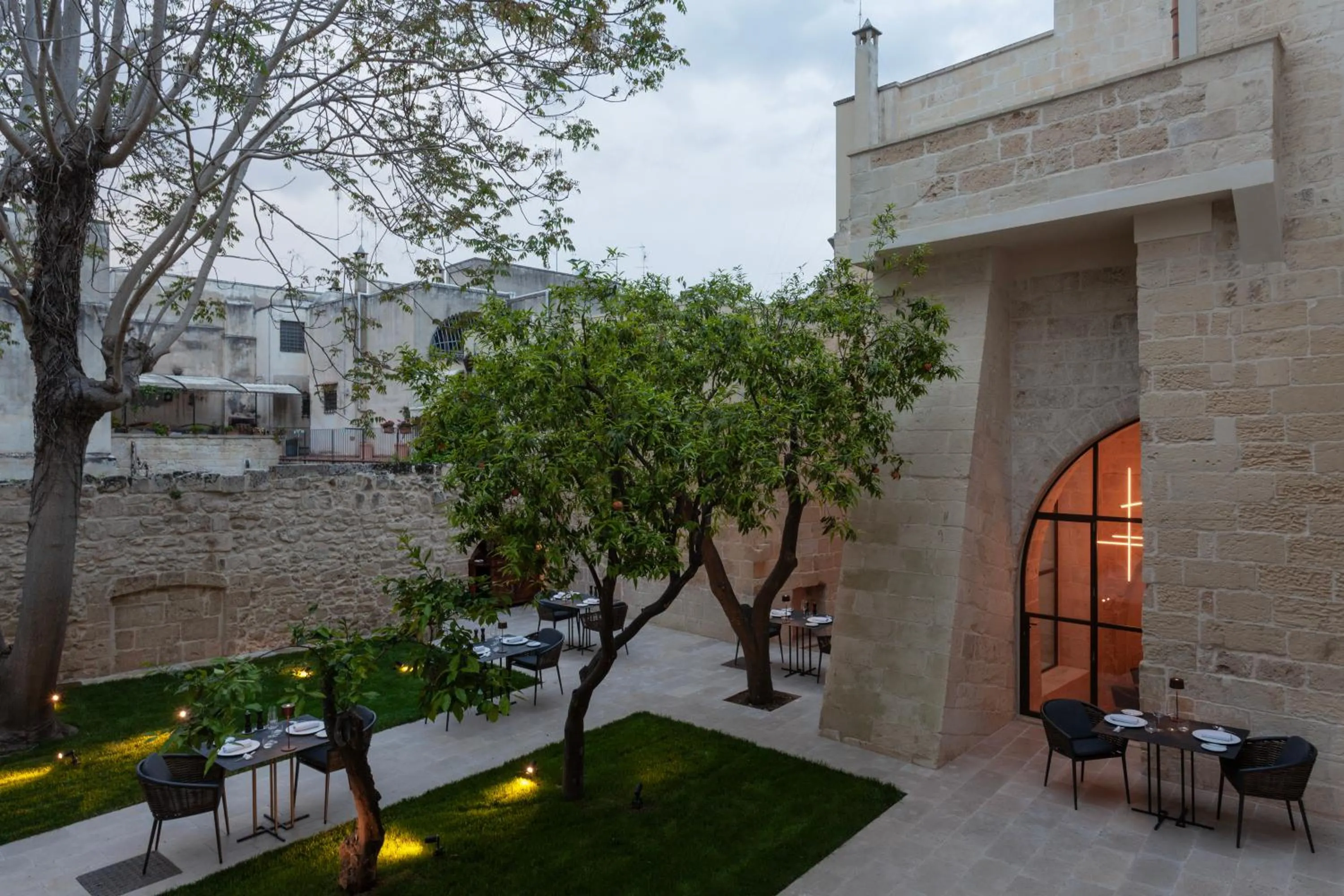 Garden in Palazzo Zimara Boutique Hotel - The D'Angelo Family Collection