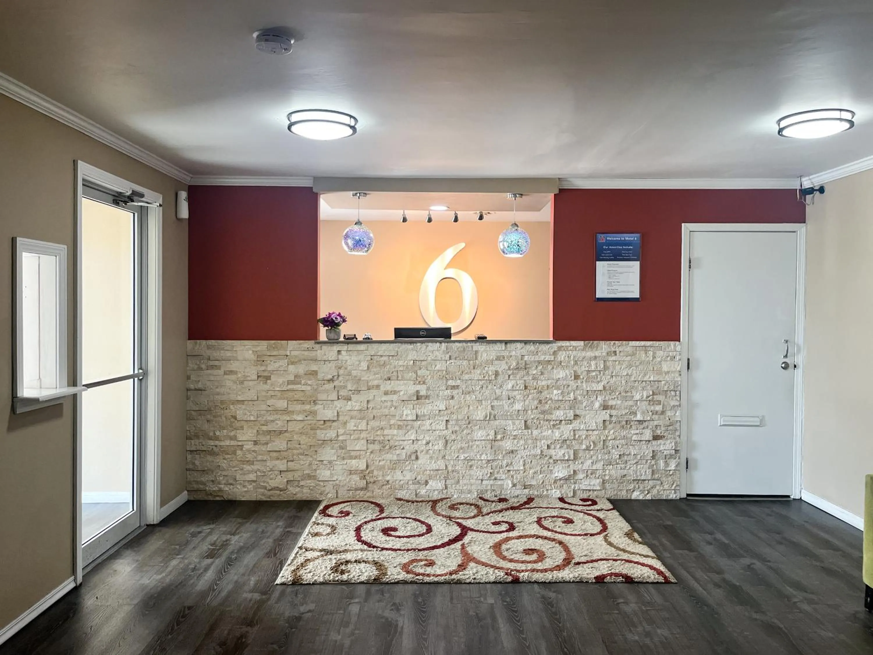 Motel 6 Concordia