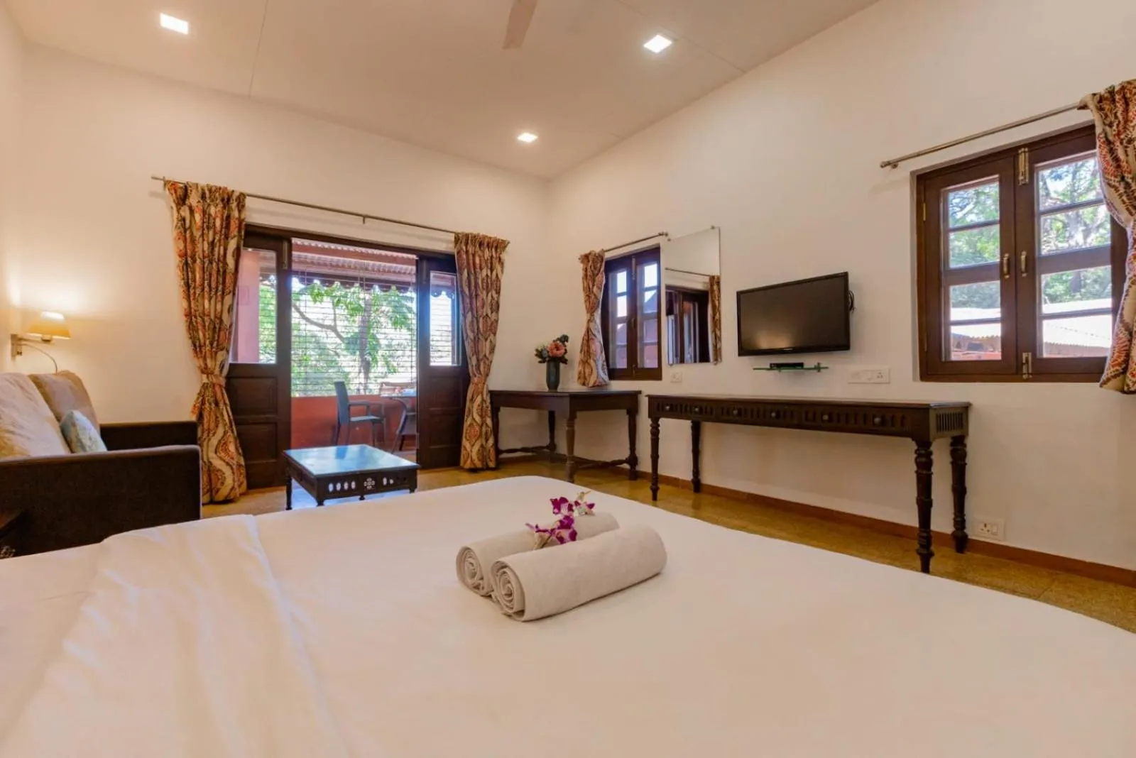 Bed in Radha Cottage Resort