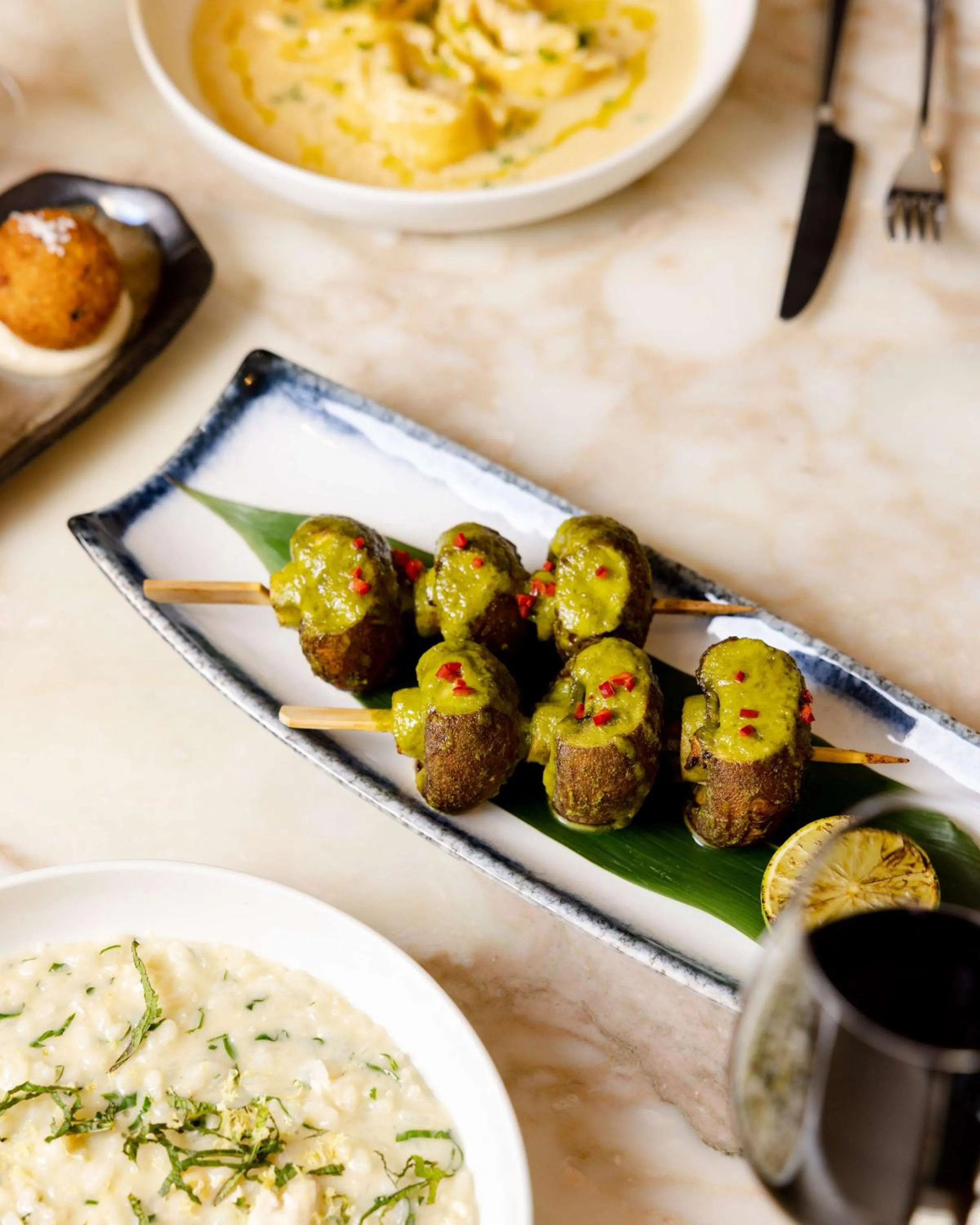 Food and drinks in Radisson Blu Hotel, London Mercer Street