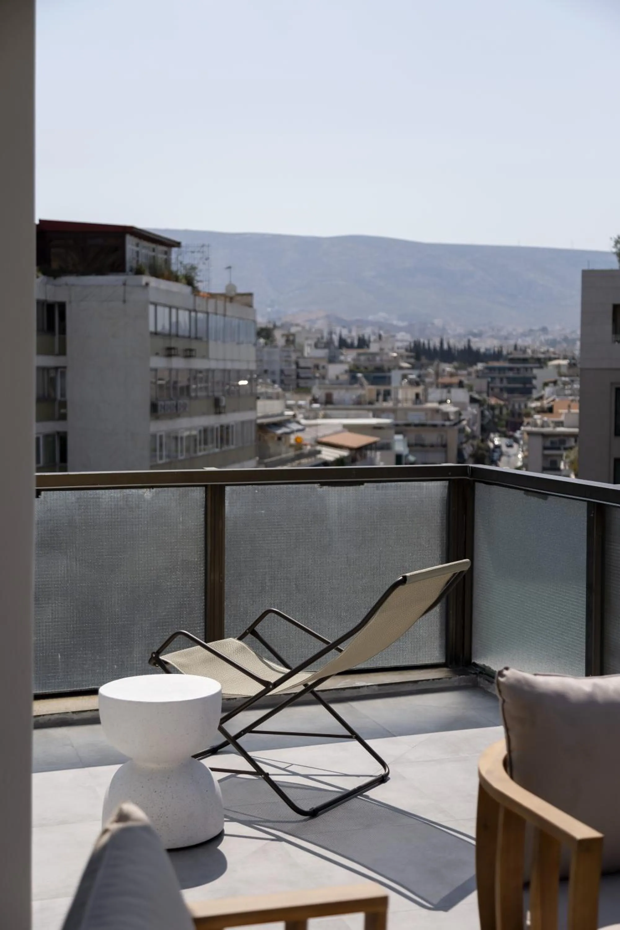 Day in Rebalance Apartments