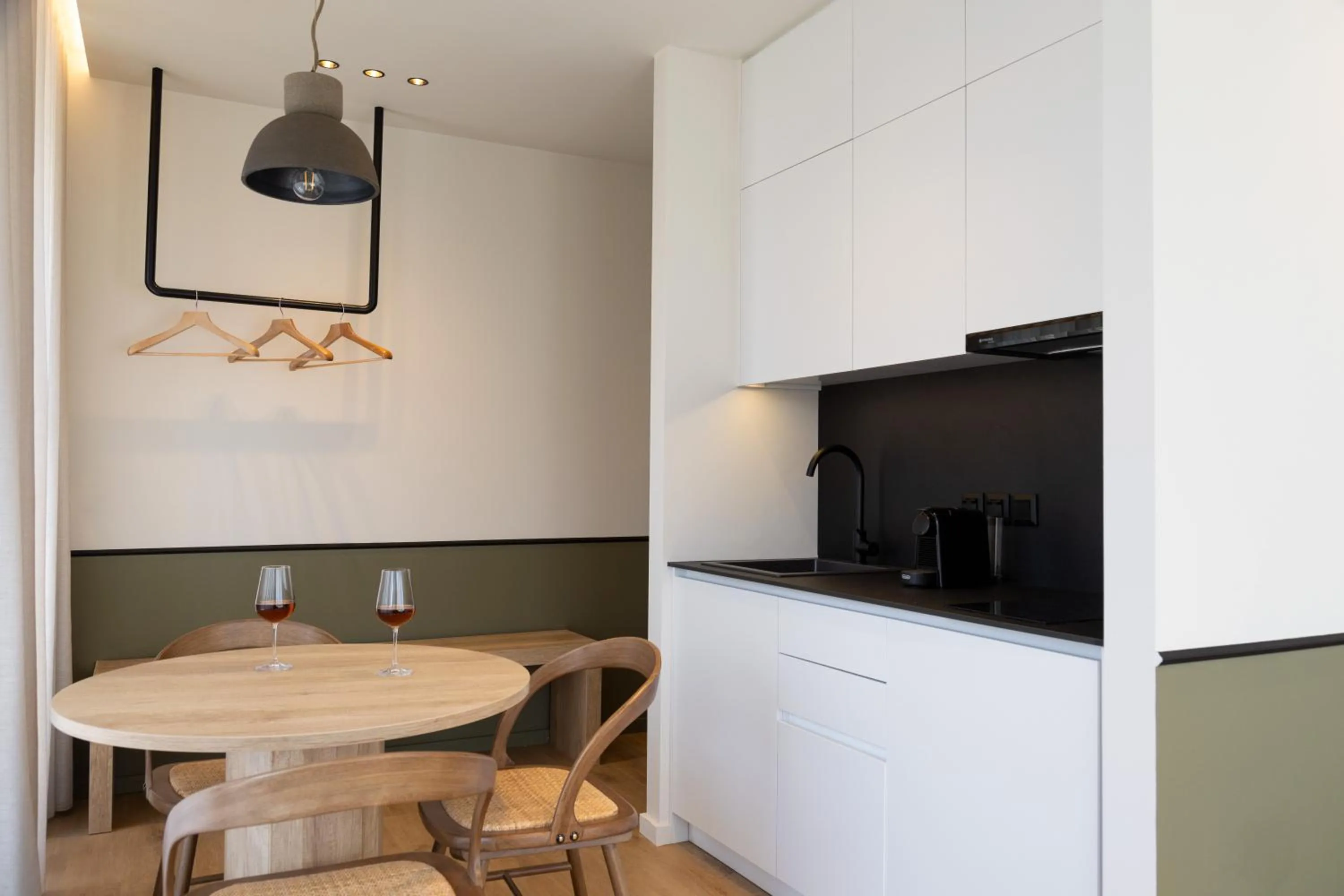 Kitchen or kitchenette in Rebalance Apartments
