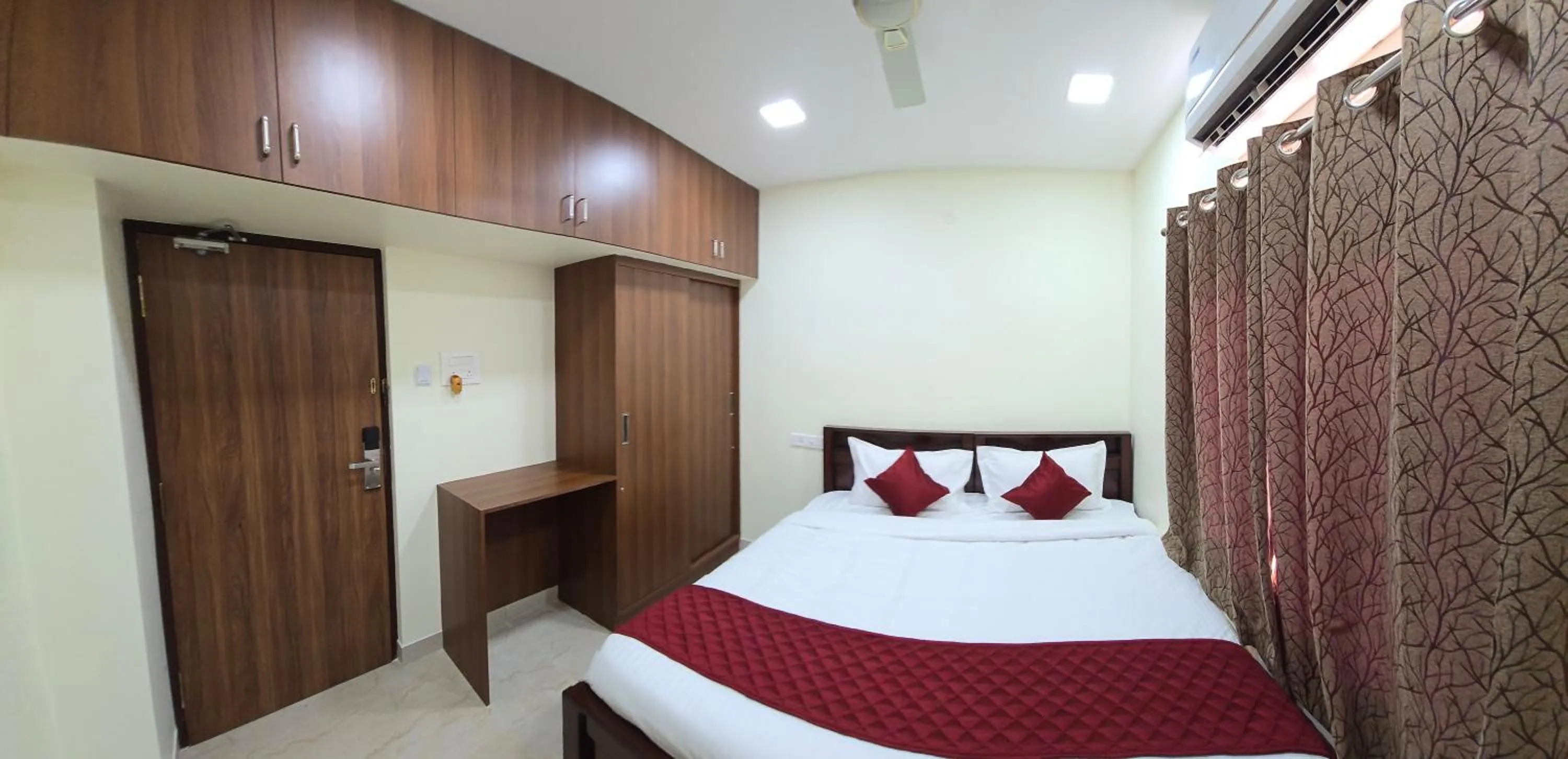 Bed in Hotel NJ RESIDENCY NEAR DLF IT PARK, RMZ SOFTWARE PARK, L&T ECC, CHENNAI TRADE CENTRE & MIOT