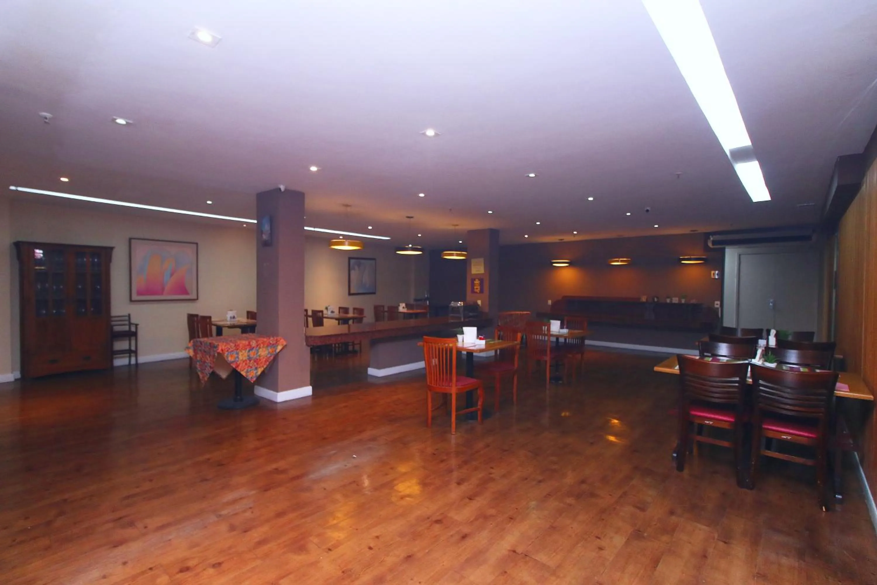 Restaurant/places to eat in Rio Spot Copacabana Suites U053