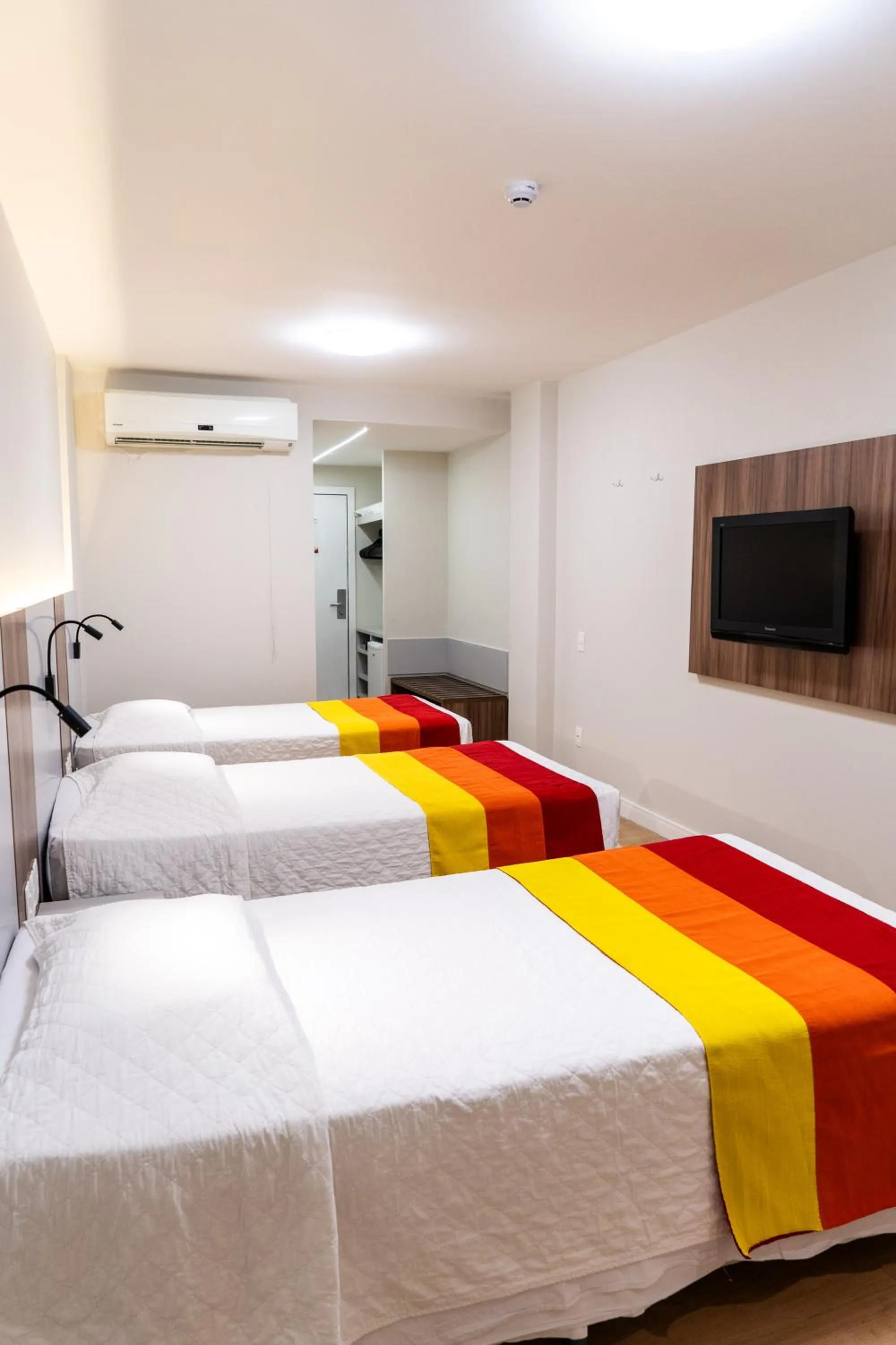 Bedroom, Bed in Hotel Praia Centro