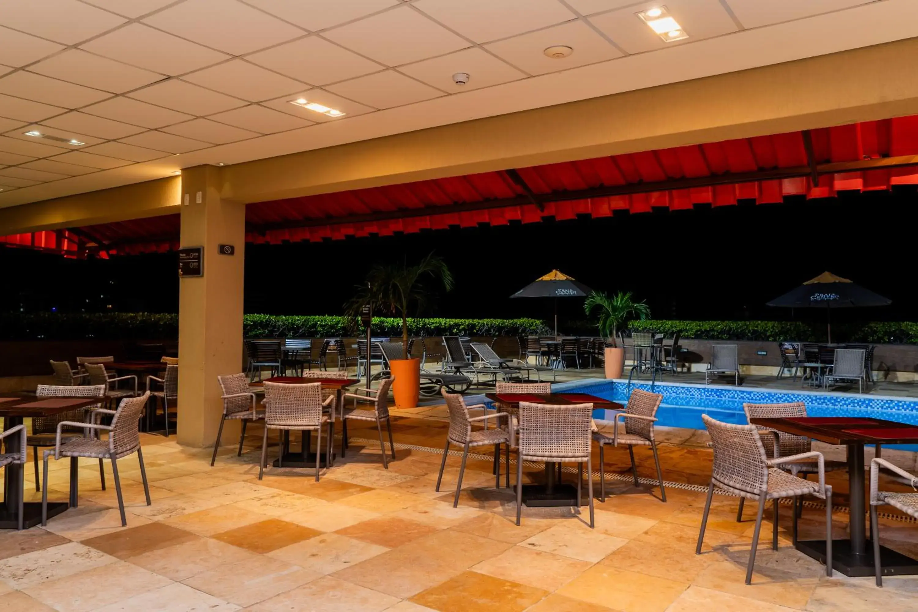 Swimming pool in Hotel Praia Centro Swimming pool in Hotel Praia Centro