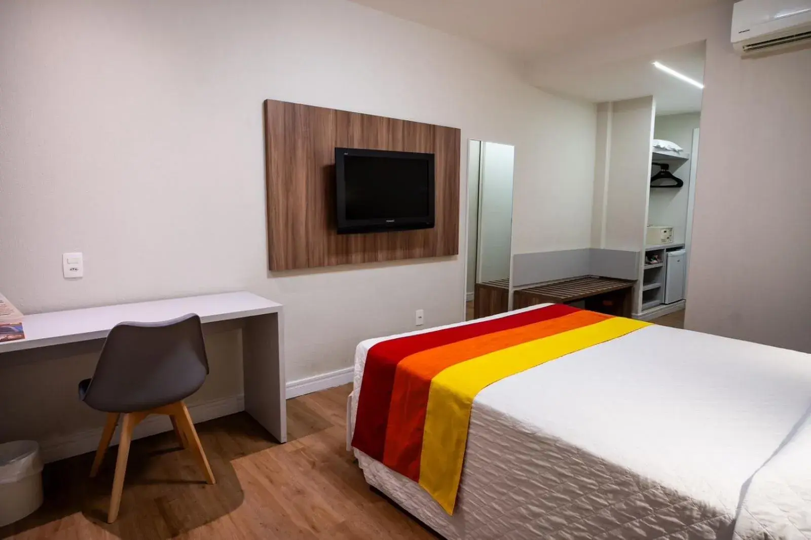 Bedroom, Bed in Hotel Praia Centro Bedroom, Bed in Hotel Praia Centro