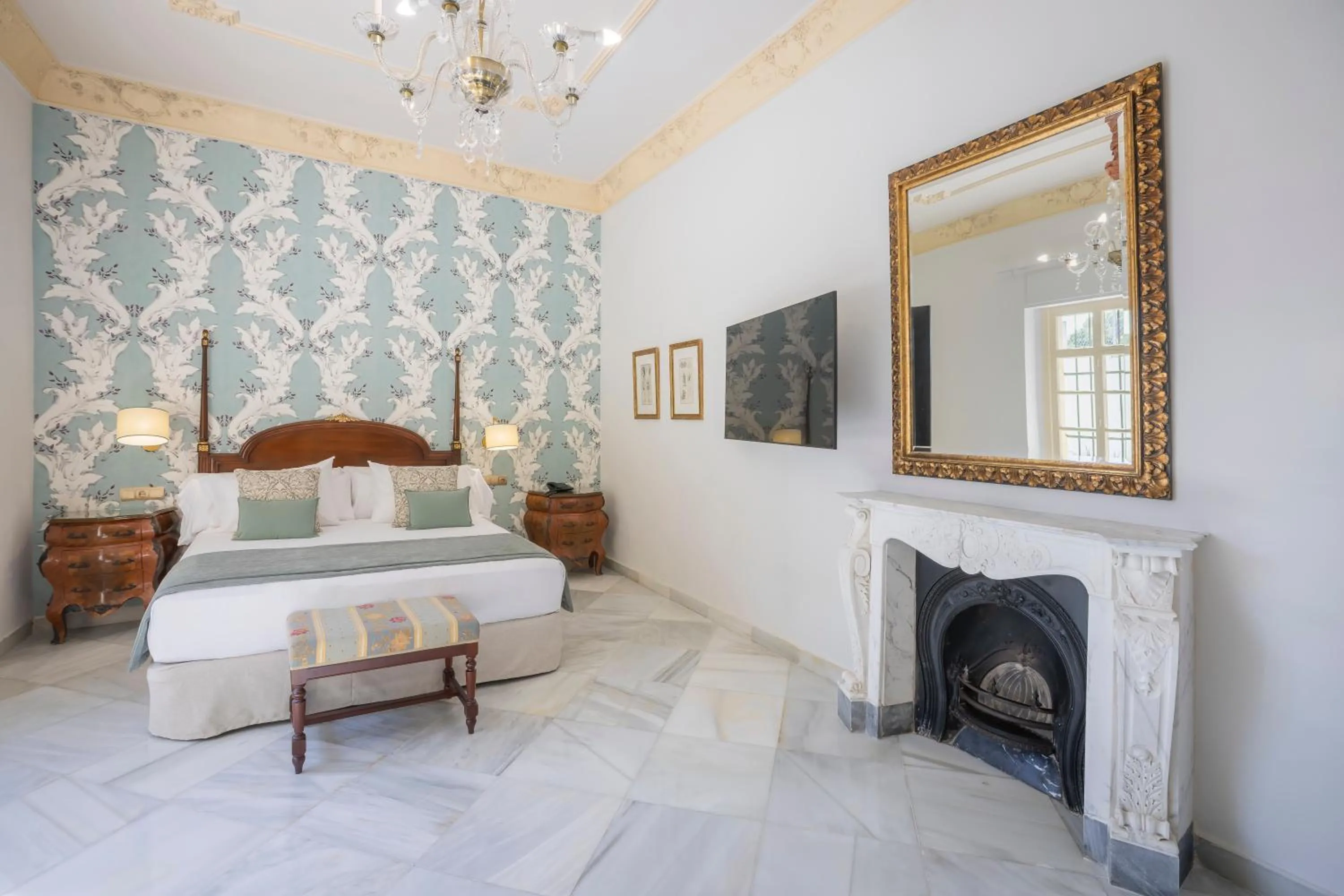 Bed in Soho Boutique Duques de Medinaceli - Adults Recommended