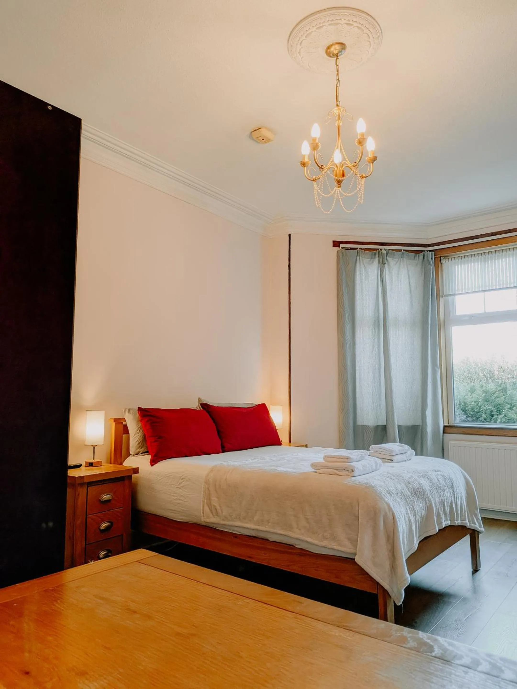 Bedroom, Bed in Inverness Holiday House
