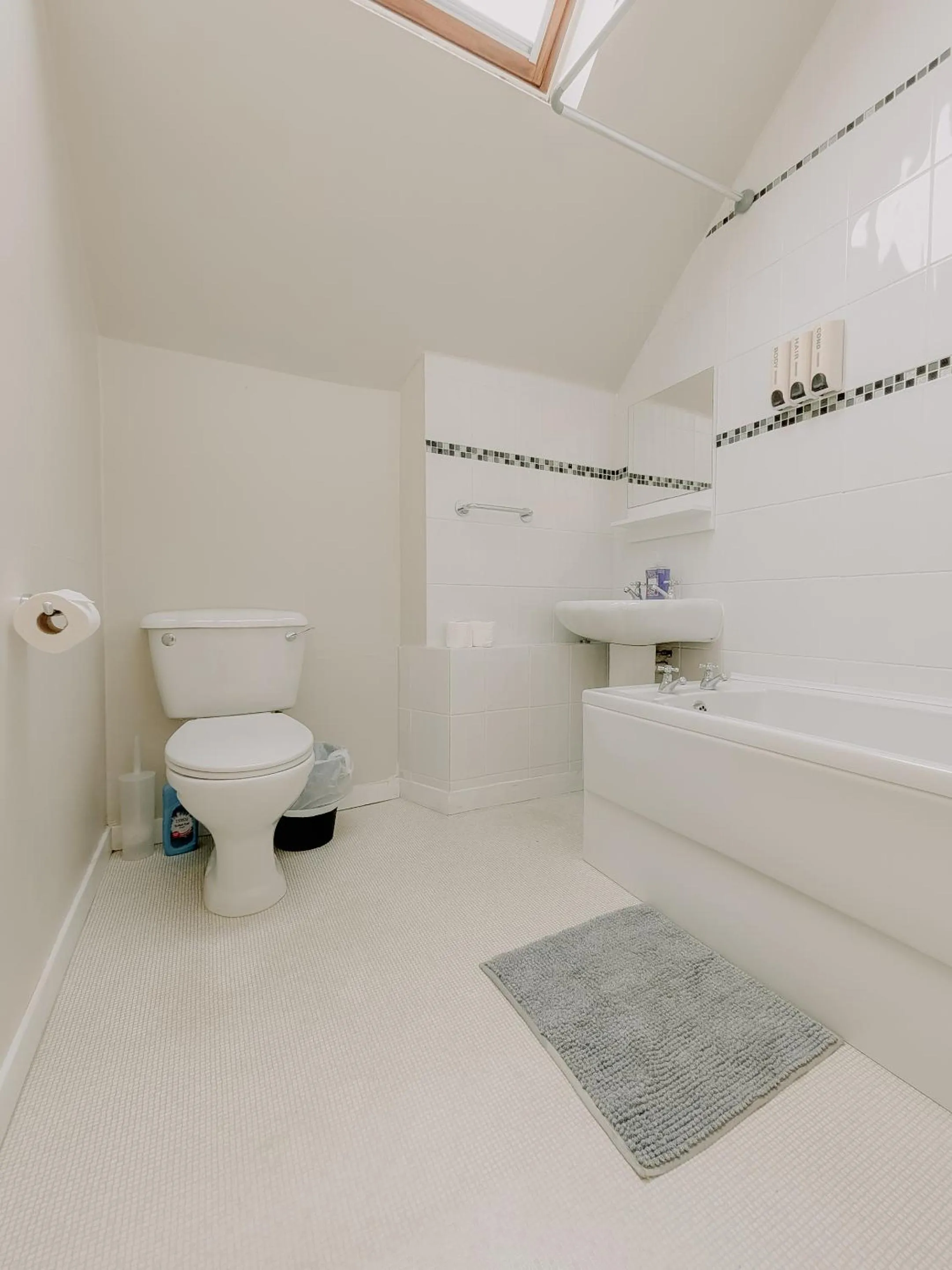 Bathroom in Inverness Holiday House