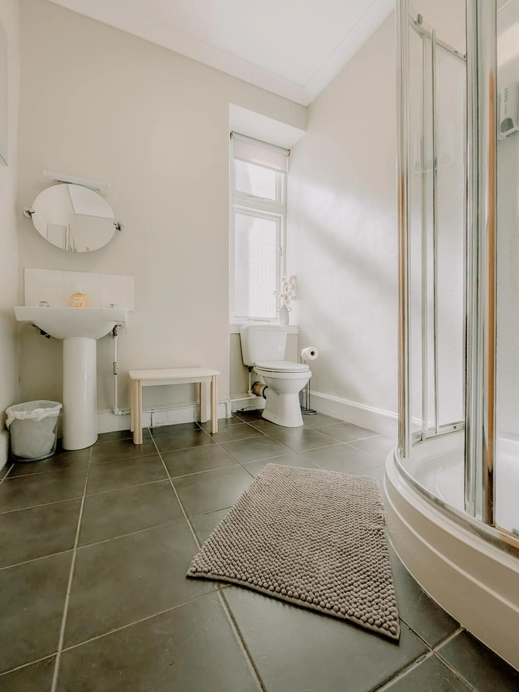 Bathroom in Inverness Holiday House