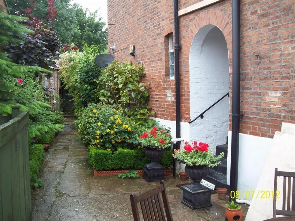 Property building in Beverley Guesthouse