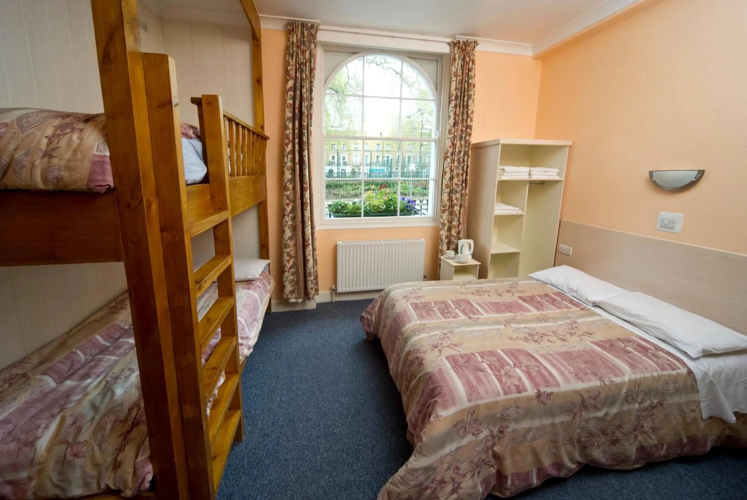 Photo of the whole room, Bed in Macdonald Hotel