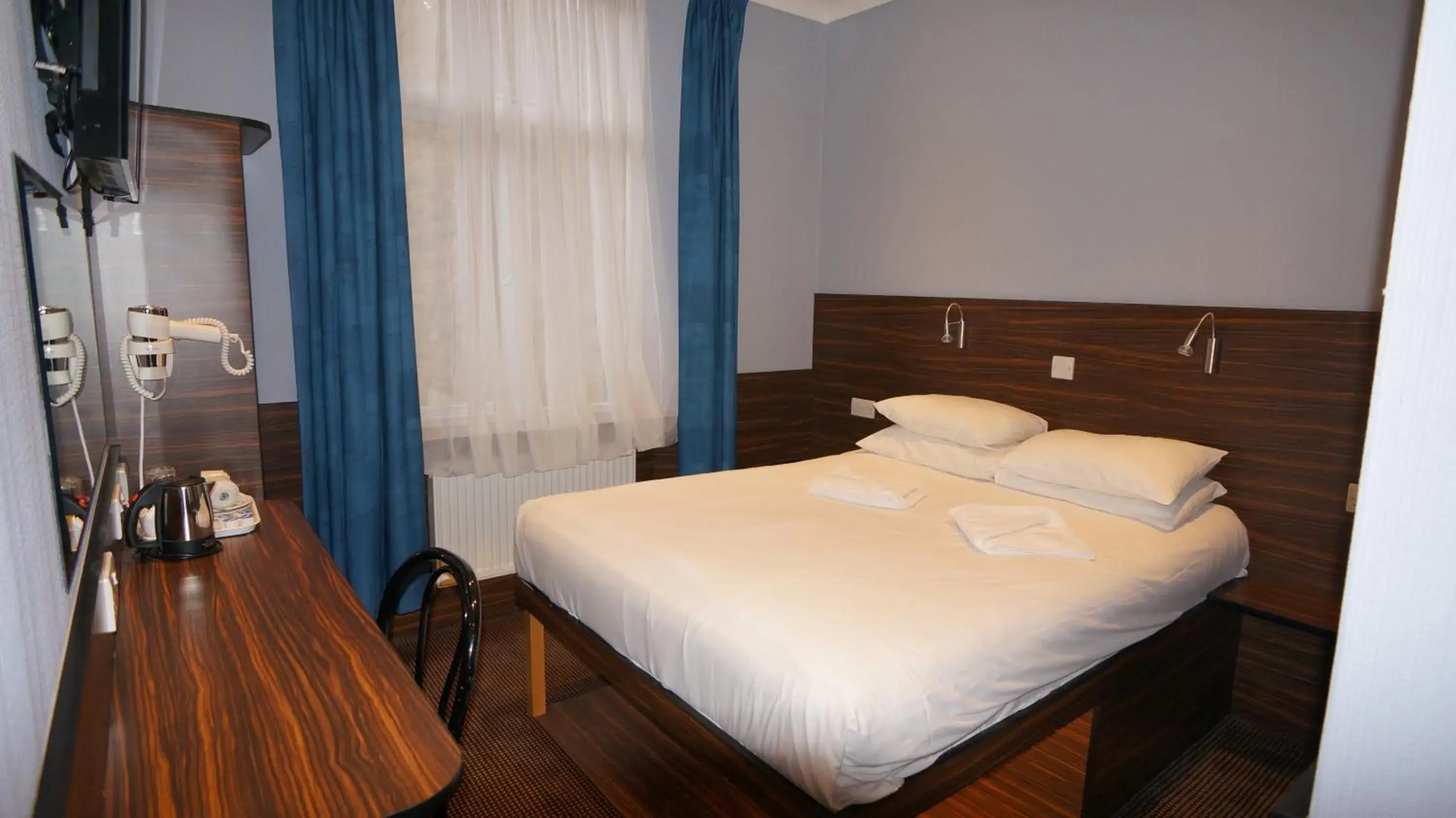 Bed in Crestfield Hotel Bed in Crestfield Hotel