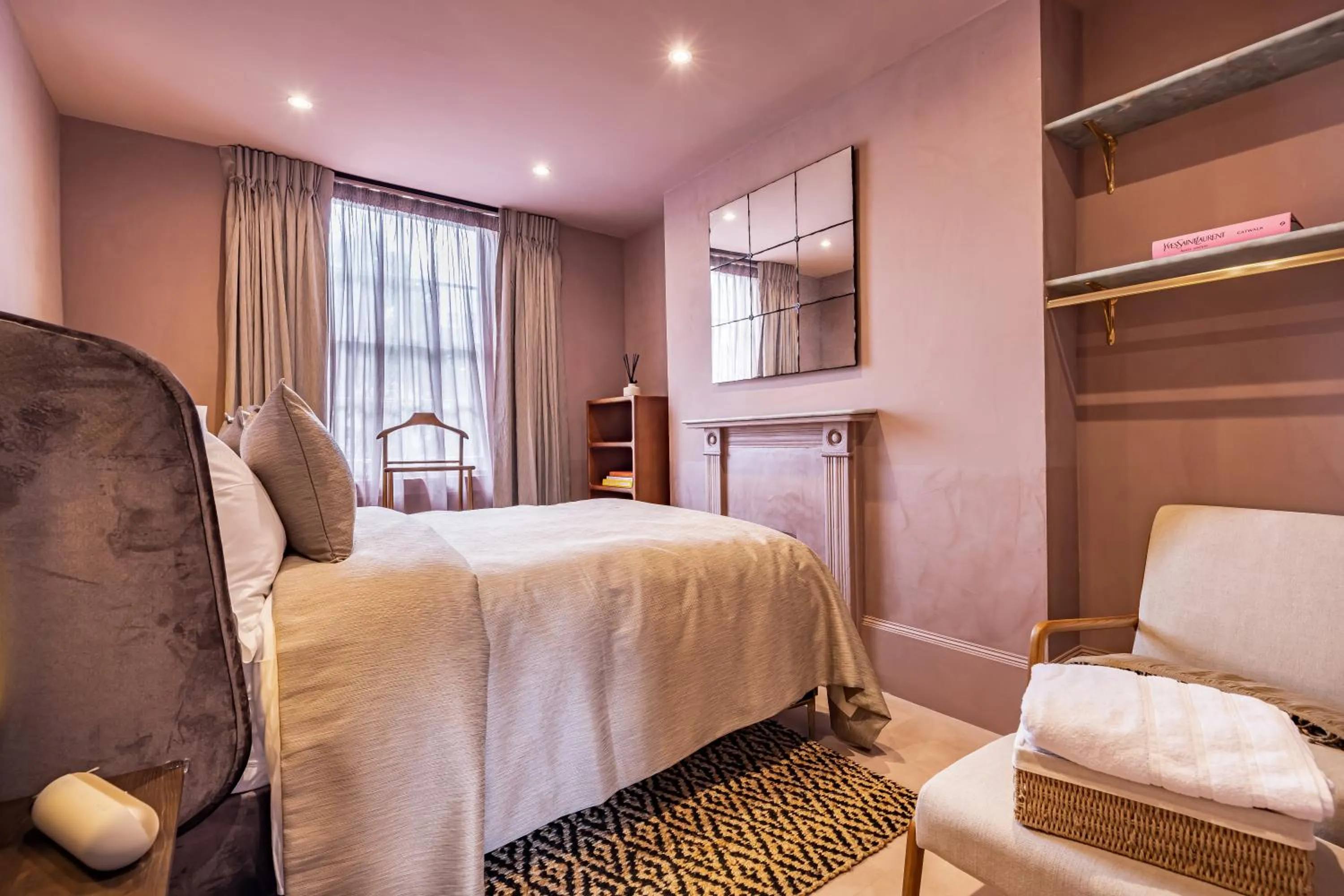 Bedroom, Bed in The Rokxy Townhouses & Residences - Kings Cross